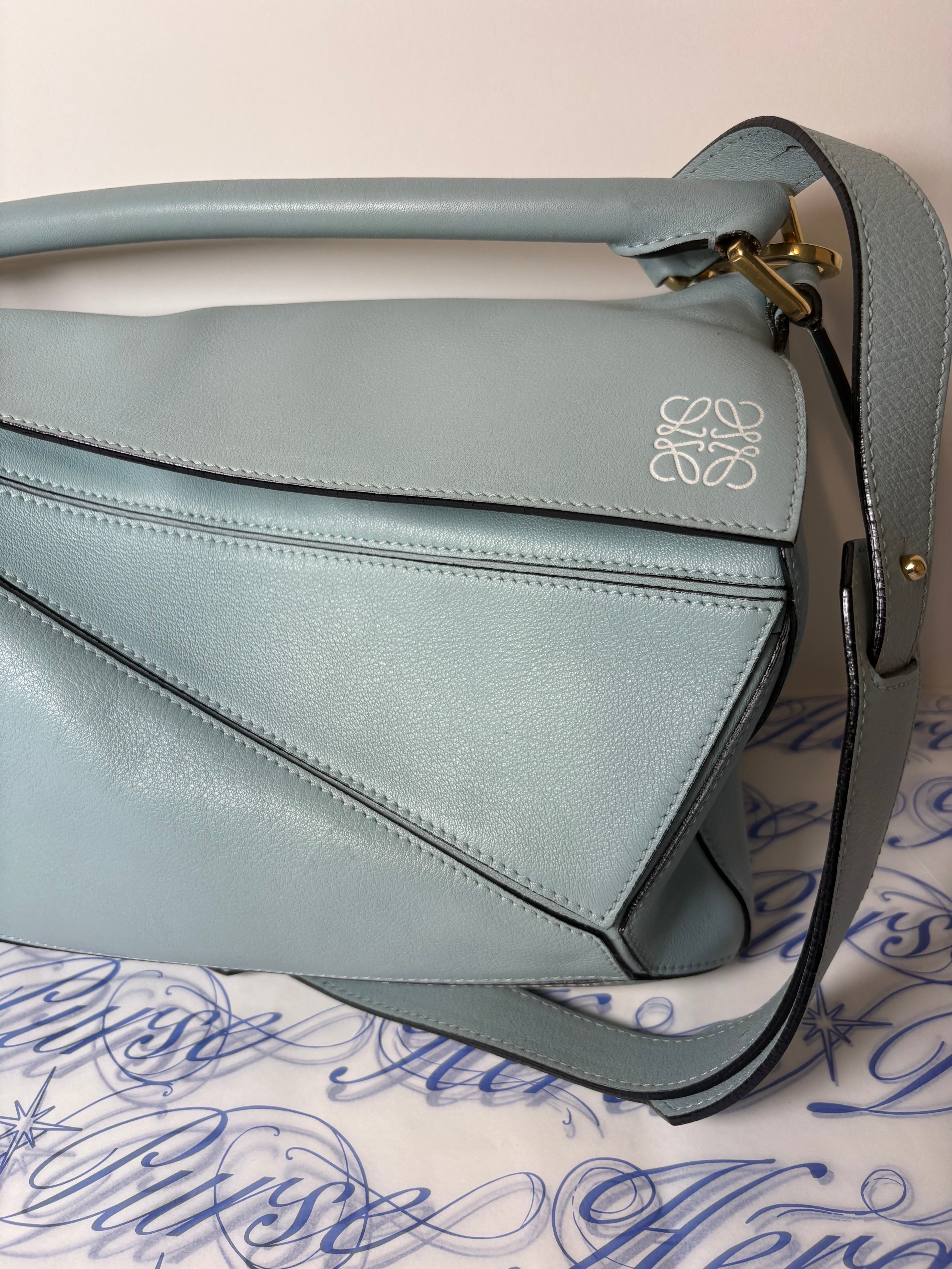 Loewe puzzle bag mediano sky baby blue