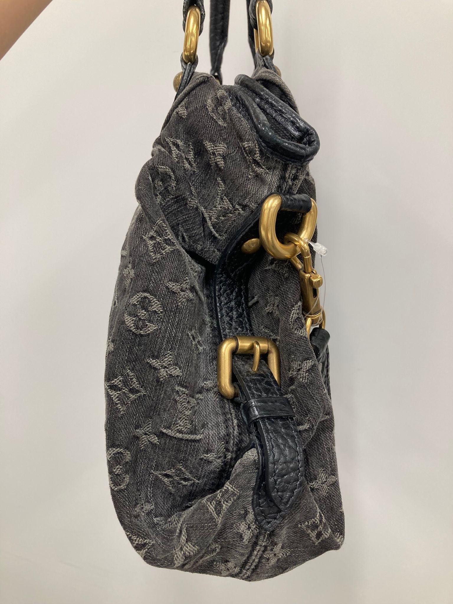 Louis Vuitton Neo Cabby MM Denim negro Monogram