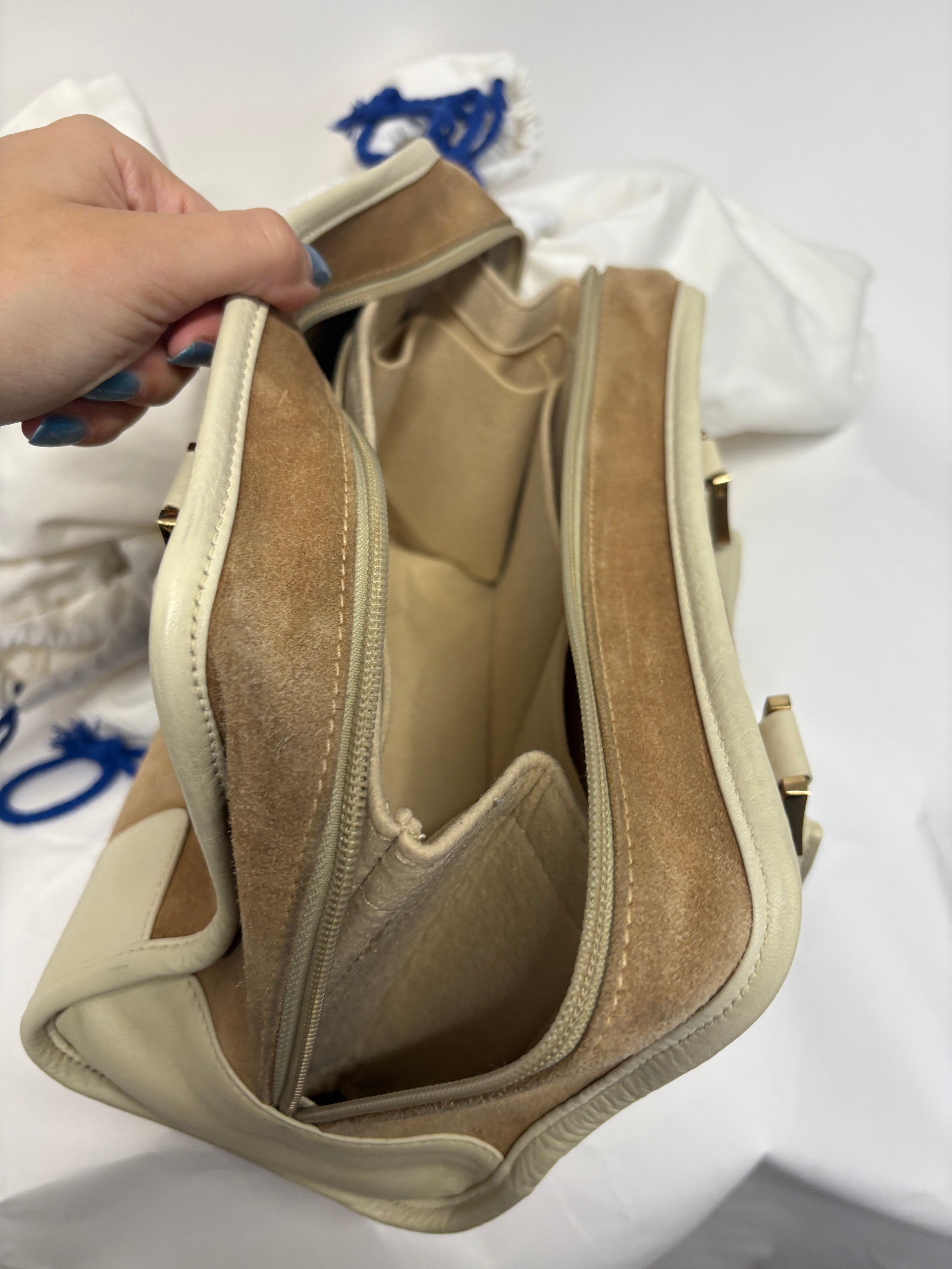 Loewe Amazona 28 blanco y ante oro 2 bandoleras