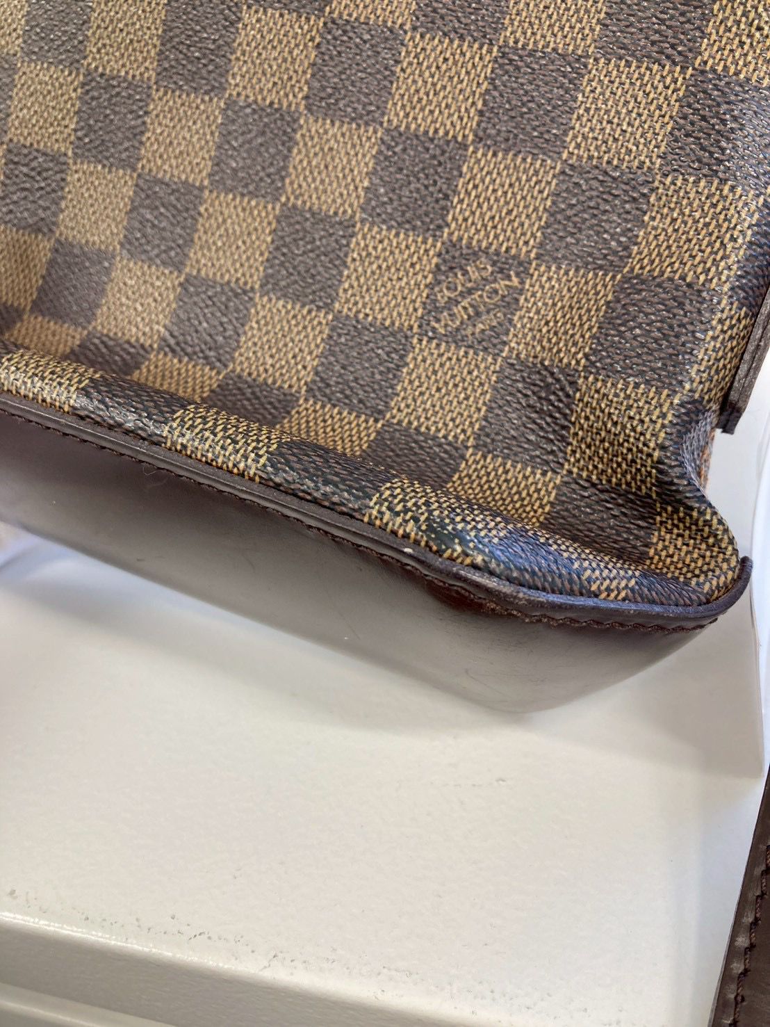 Louis Vuitton Trotteur bandolera en lona Damier Ebene