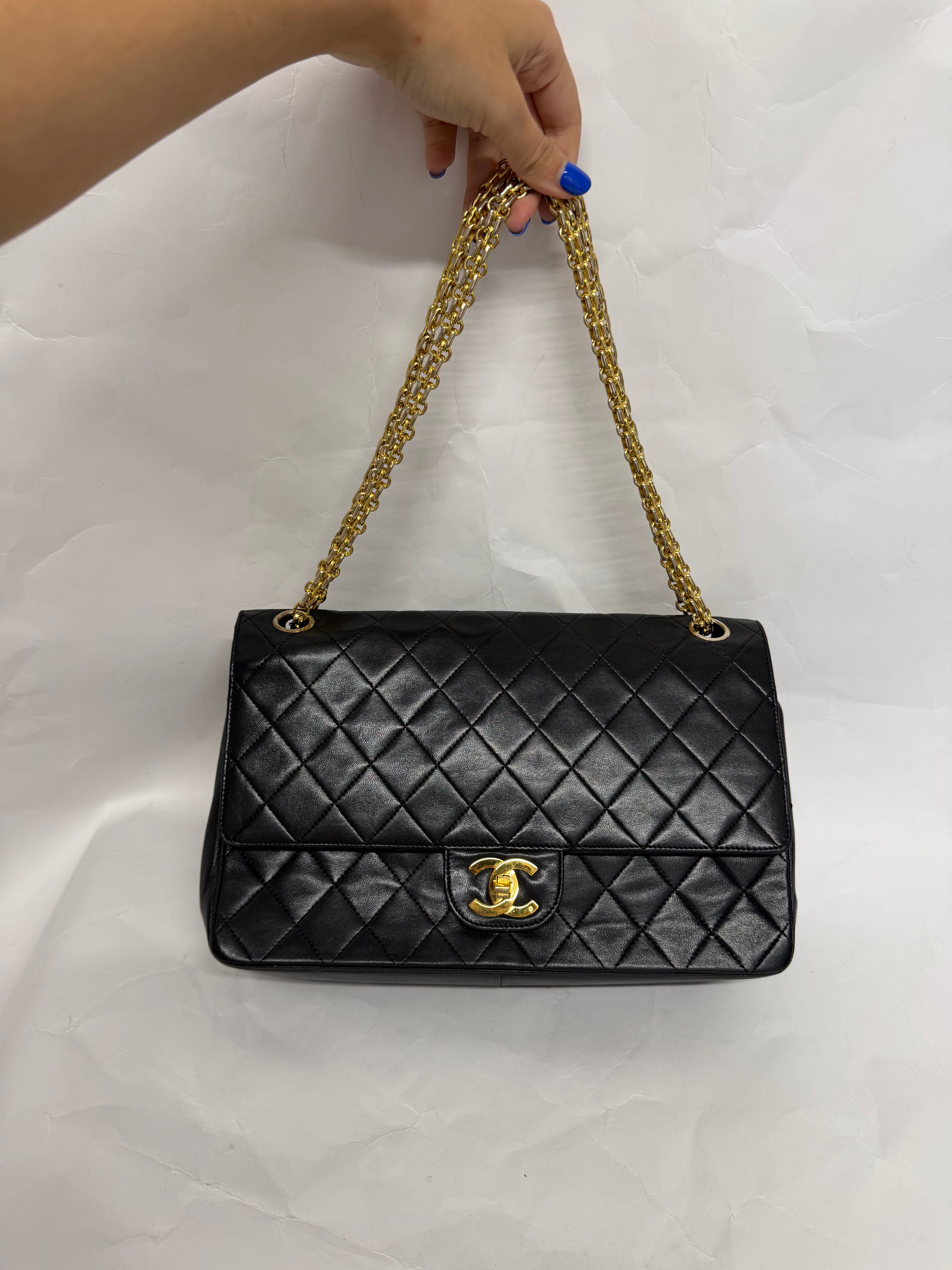 Chanel Matelassé Chain Shoulder Bag | Serie 0