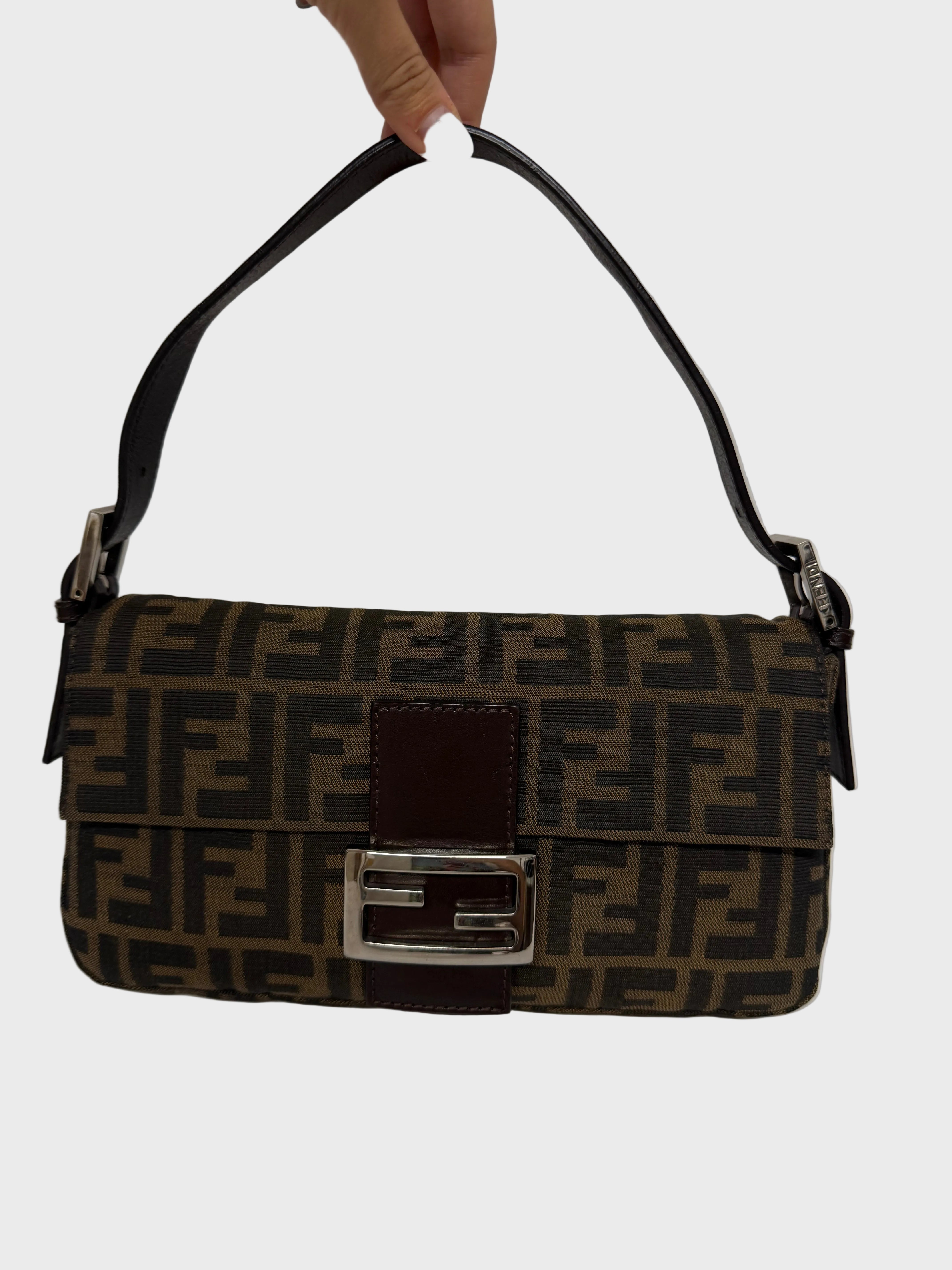 Fendi Baguette Zucca FF Marrón clasico