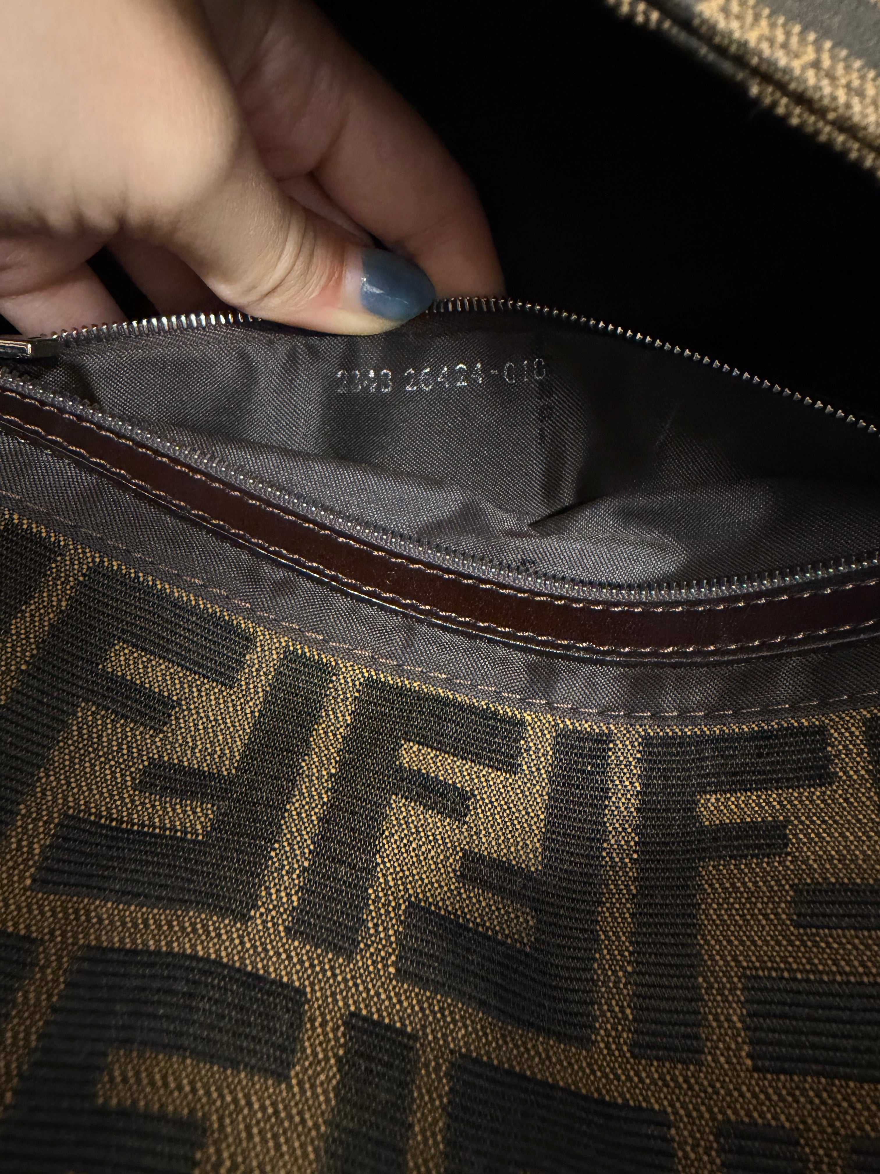 Fendi Baguette Zucca FF Marrón clasico