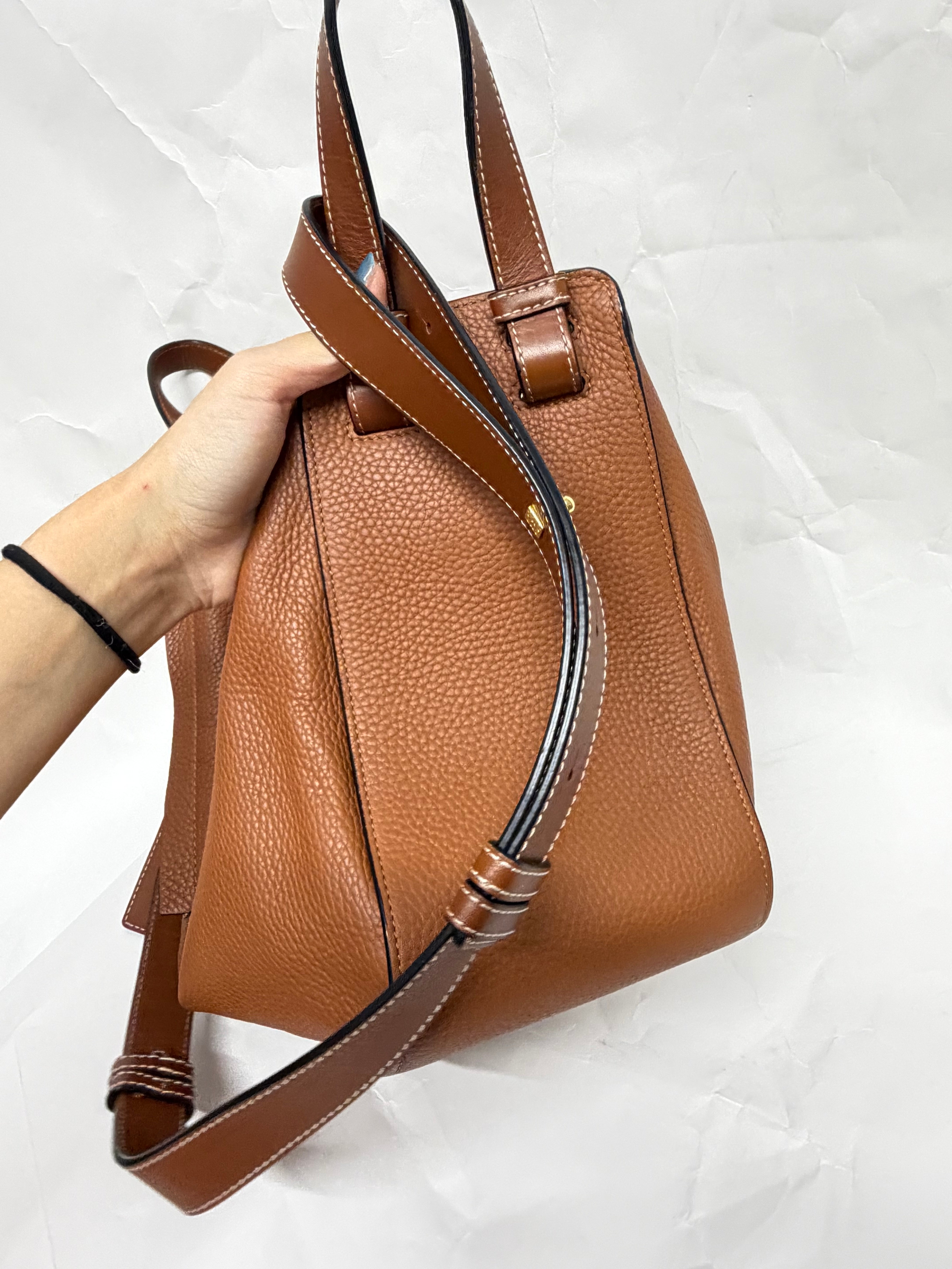 Loewe Hammock Small camel marron tan