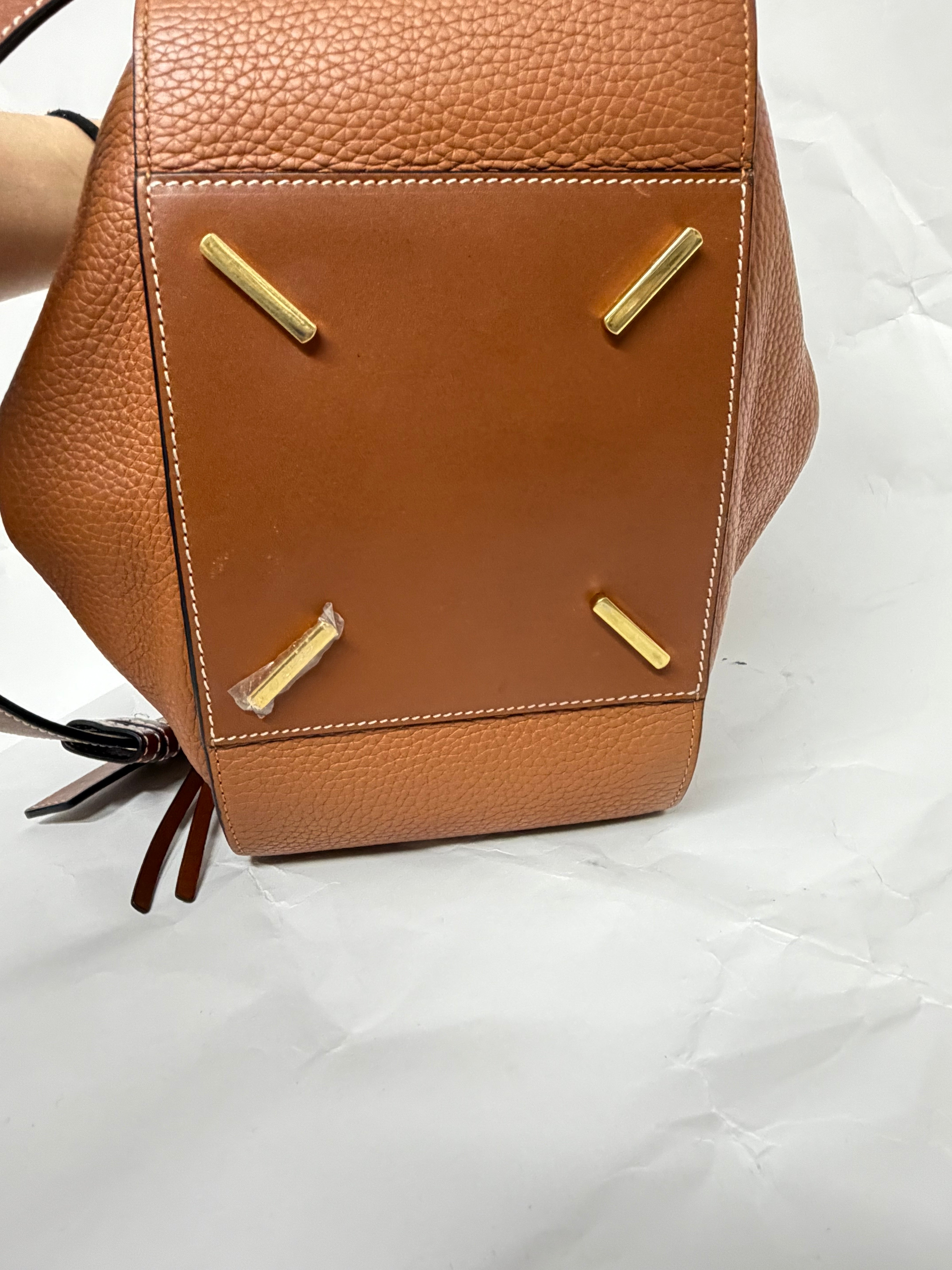 Loewe Hammock Small camel marron tan