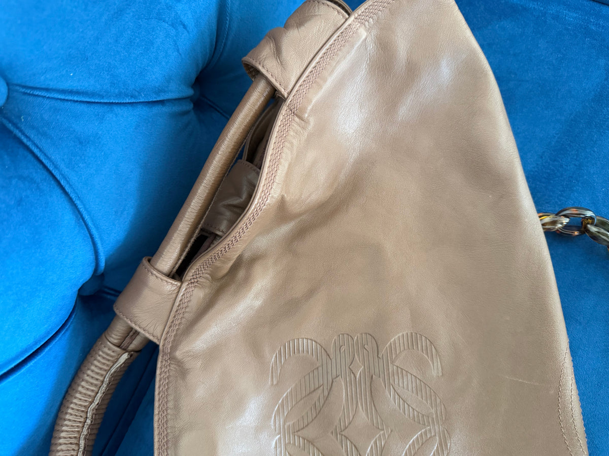 Loewe Aire Mediano Piel Nappa Marrón camel con bandolera