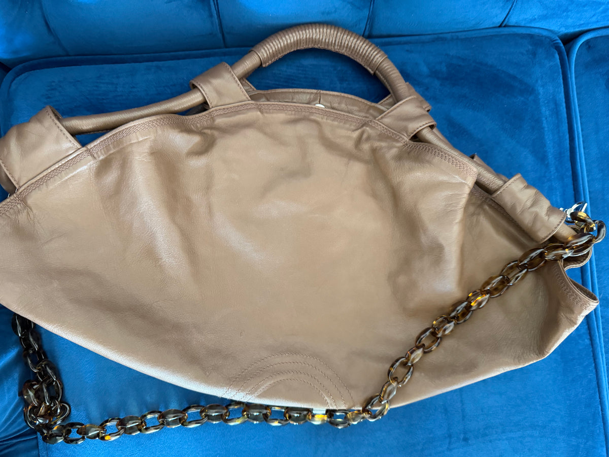 Loewe Aire Mediano Piel Nappa Marrón camel con bandolera