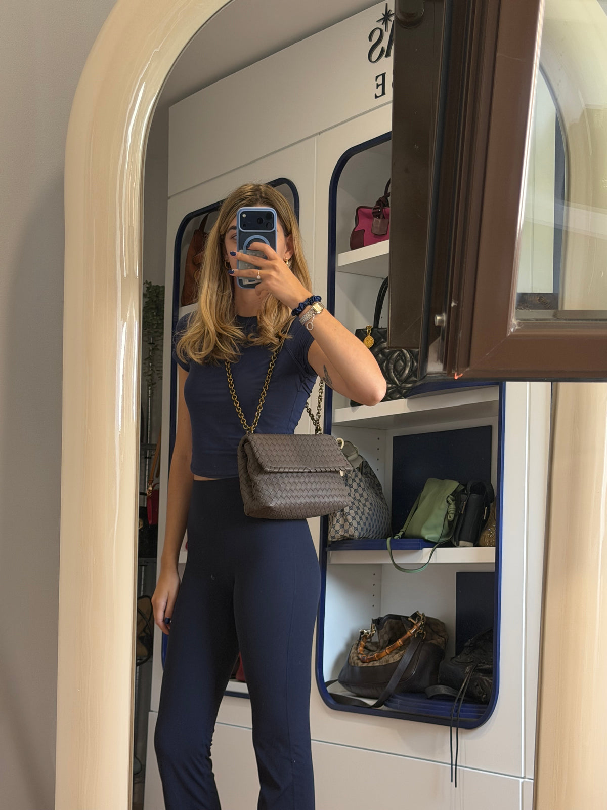 Bottega Veneta Olimpia Small Nappa Intrecciato Marrón Herrajes Dorados