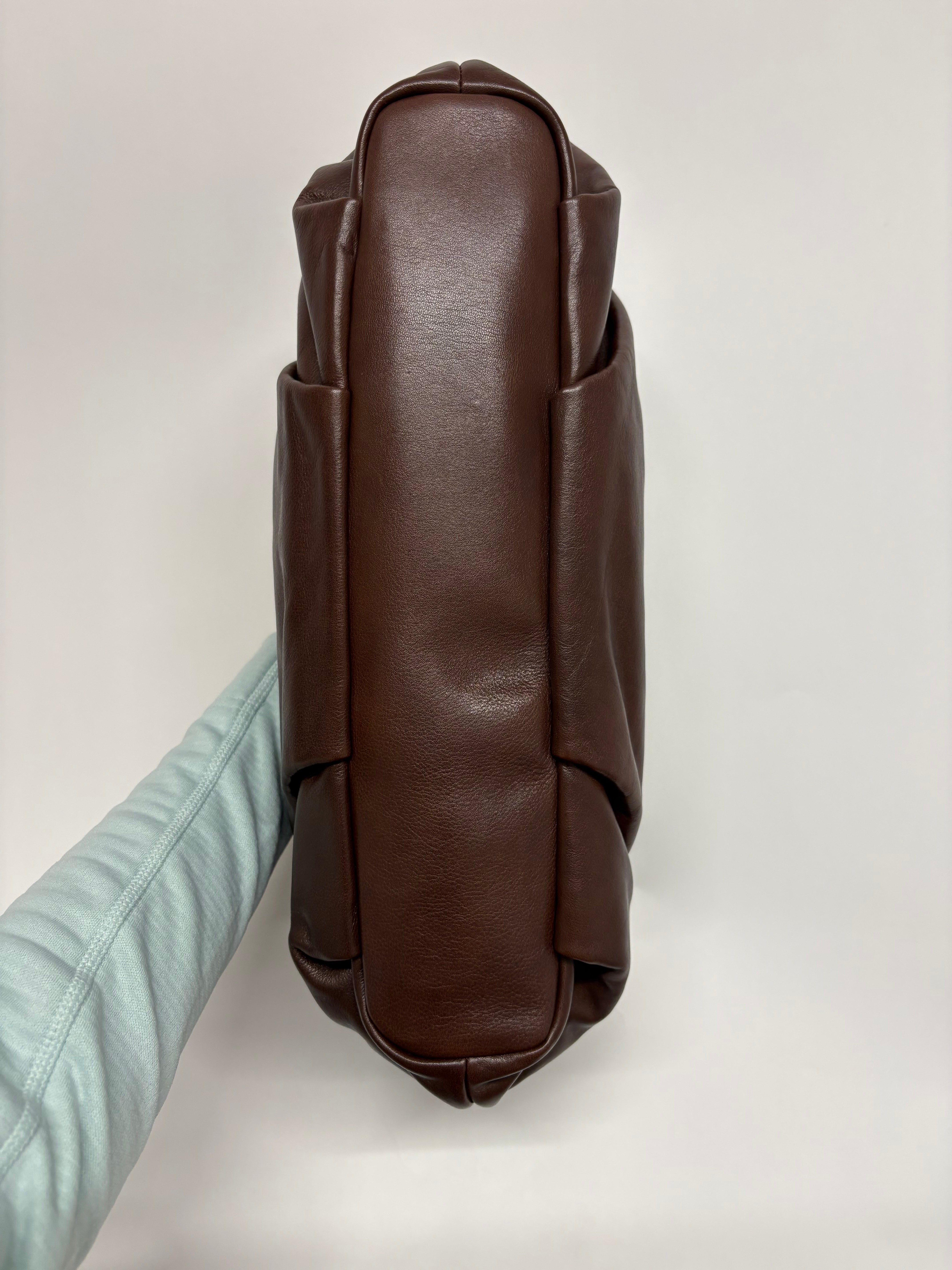 Prada bolso de mano marrón oscuro