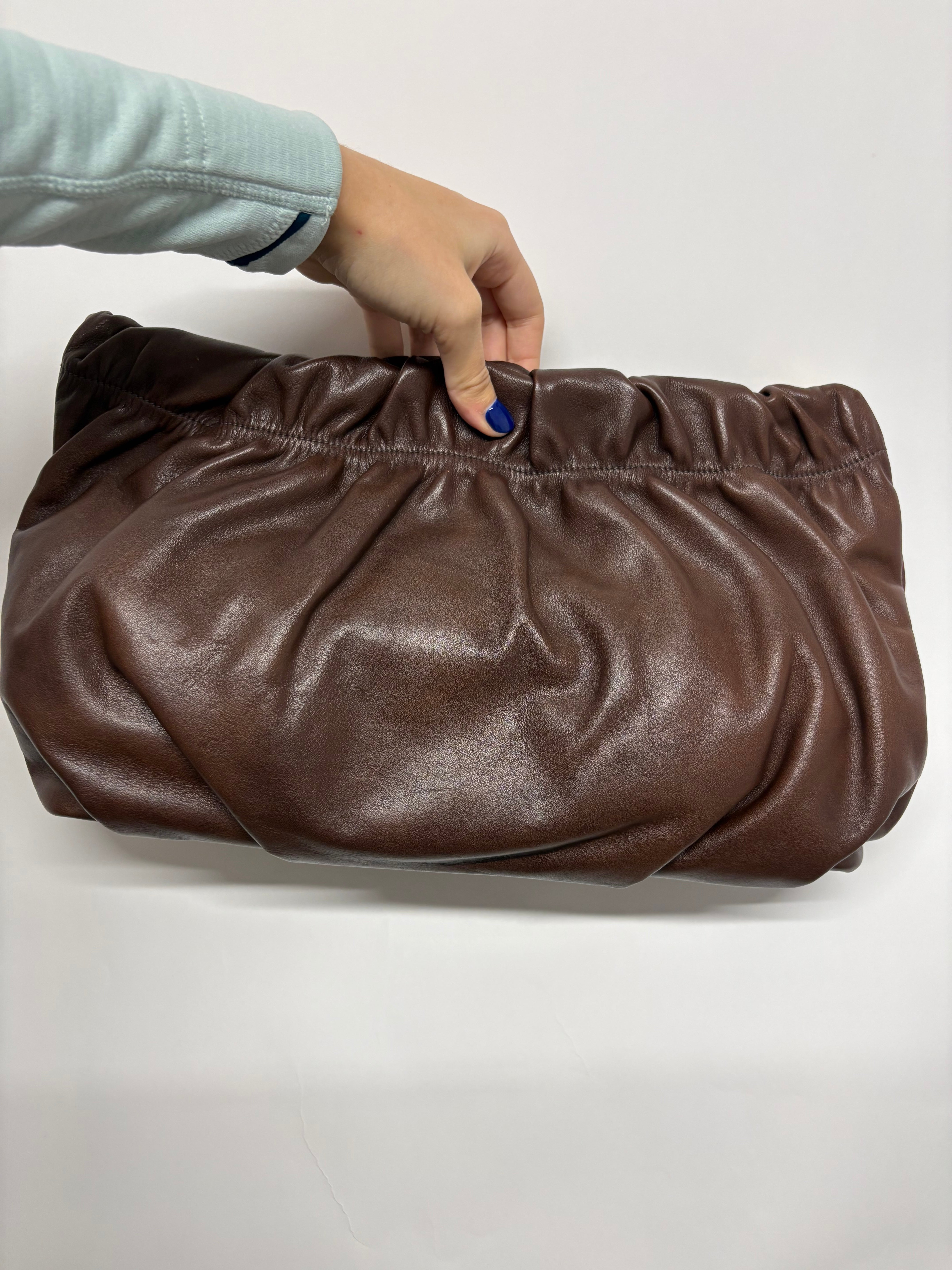 Prada bolso de mano marrón oscuro