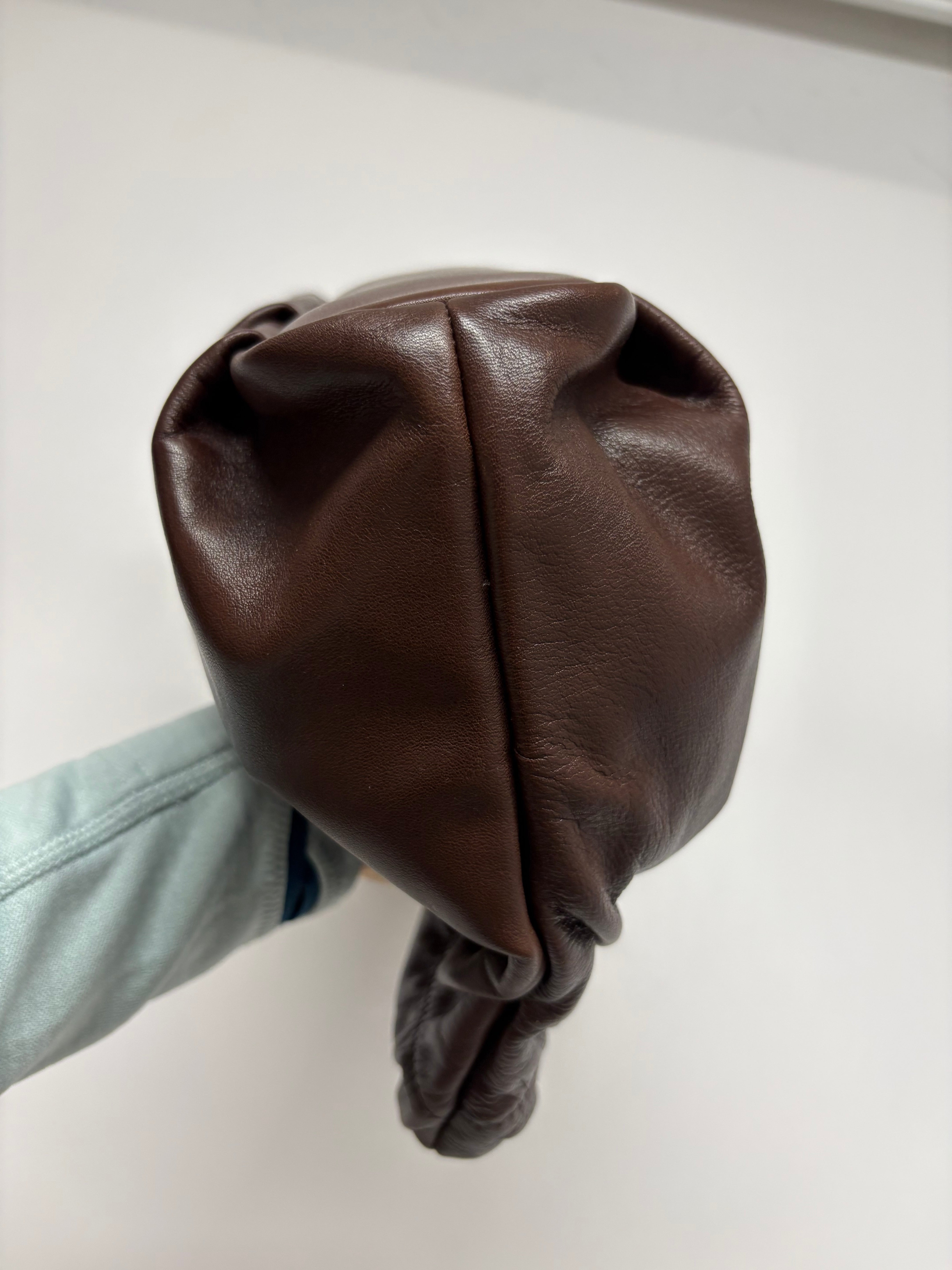 Prada bolso de mano marrón oscuro