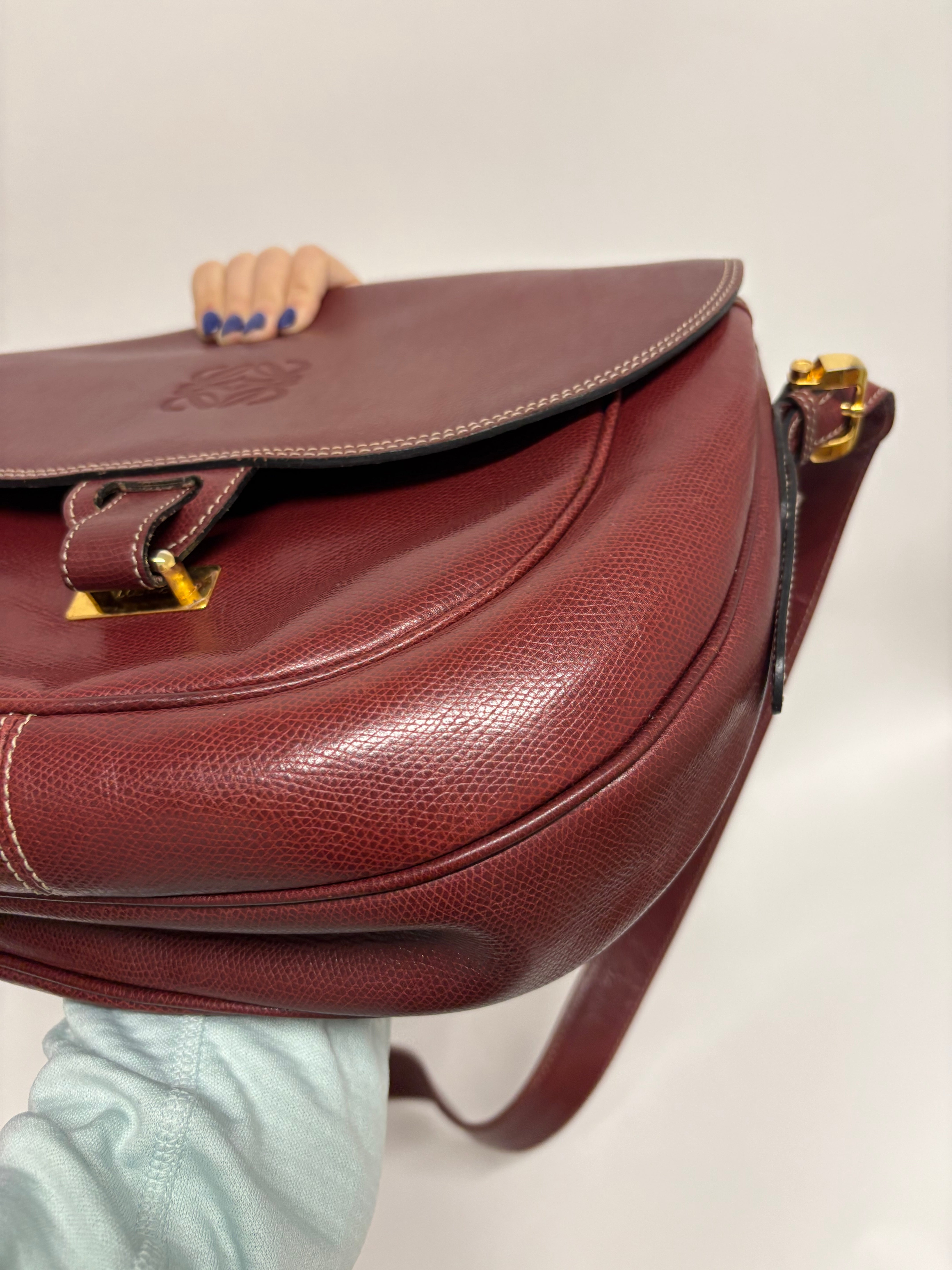 Loewe bandolera burdeos grande vintage