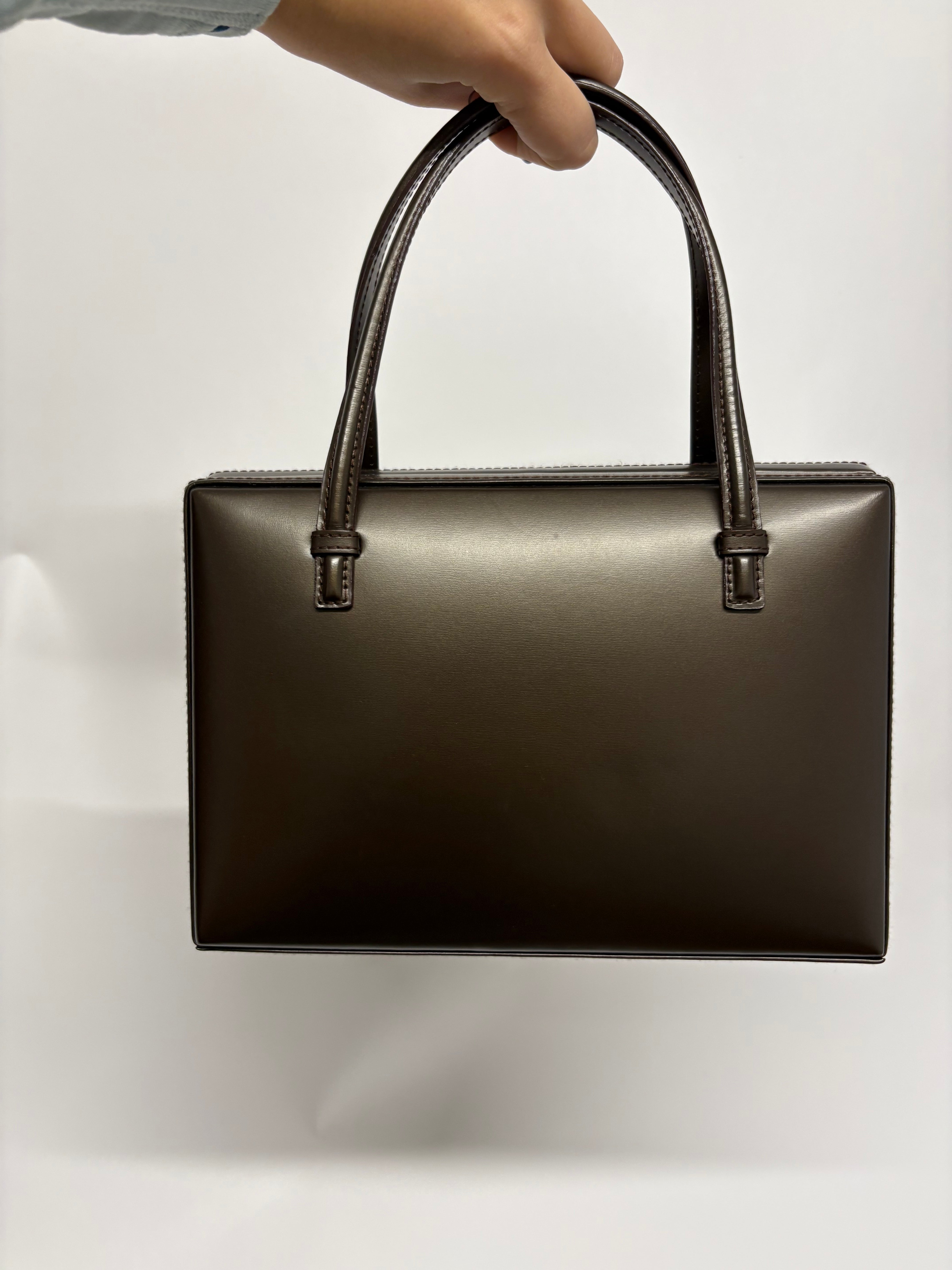 Loewe mini marron de mano piel cepillada