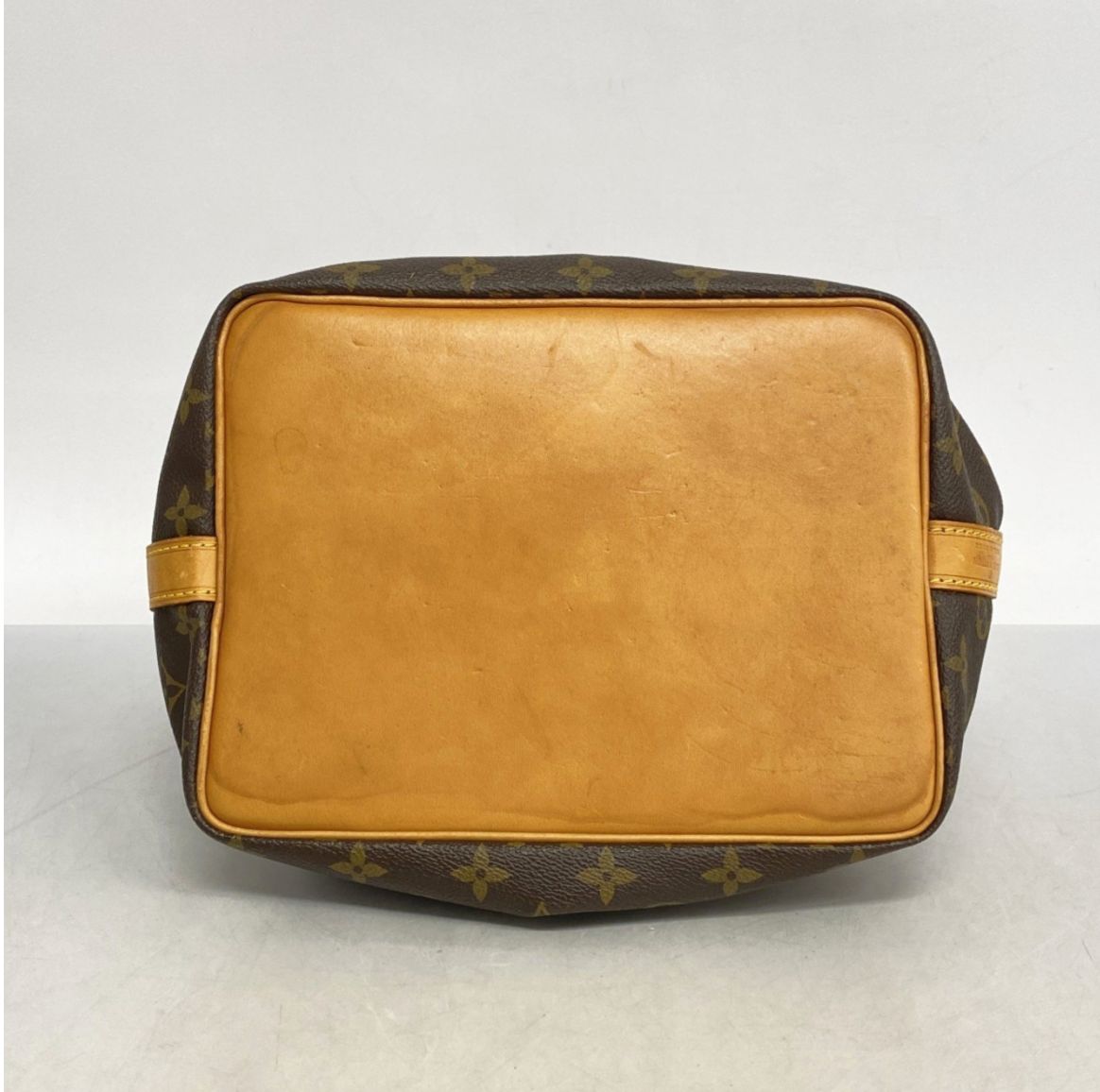 LV Noe petit monogram canvas