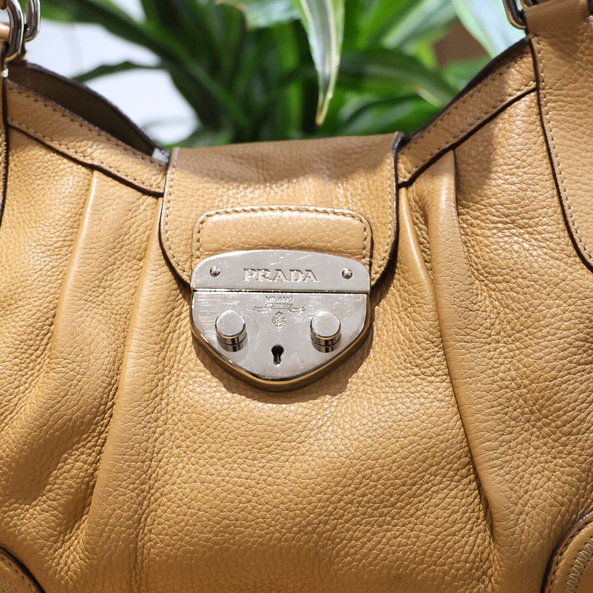 Prada hobo vintage Vitello