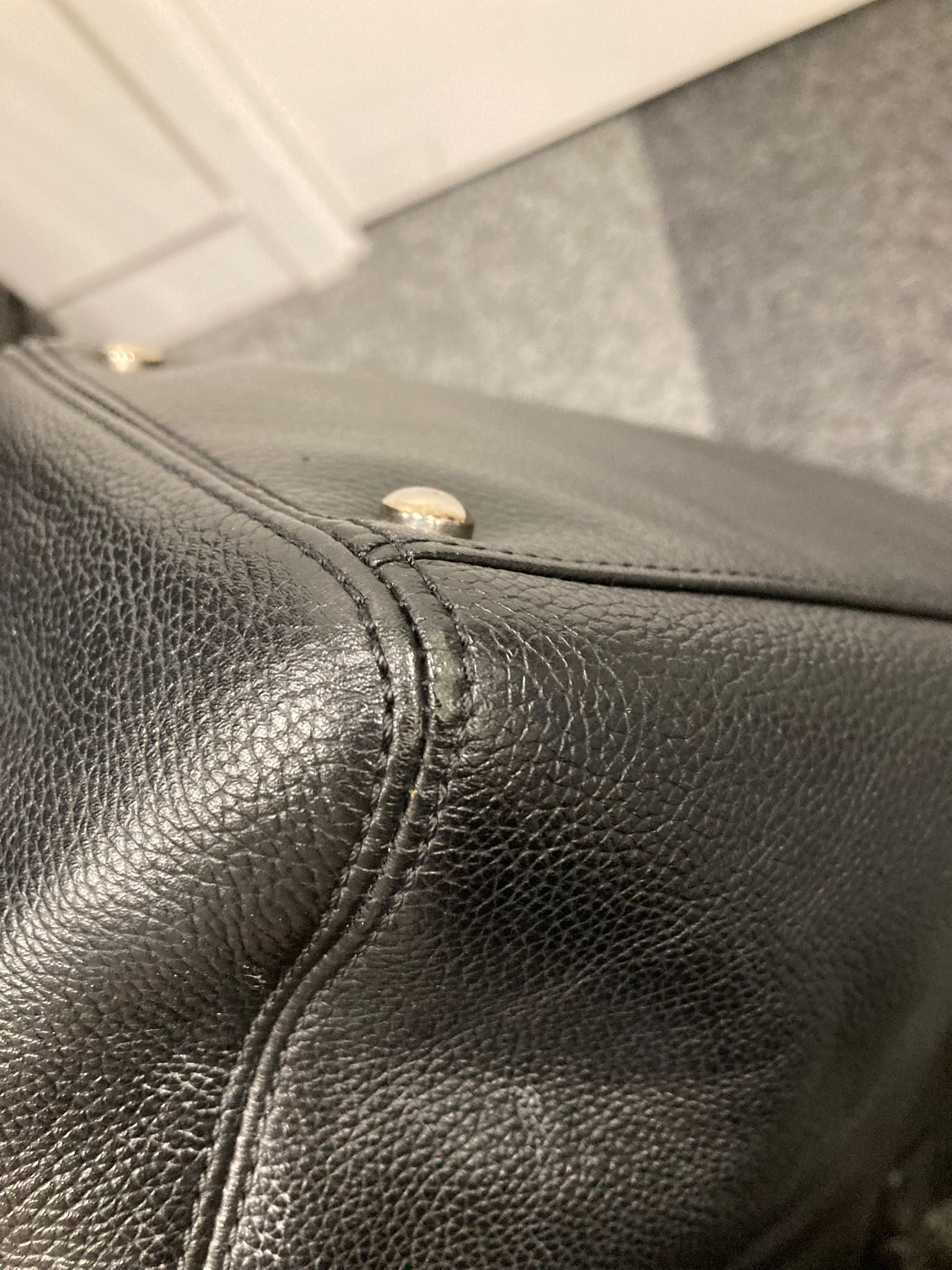 Chanel tote bag executive negra
