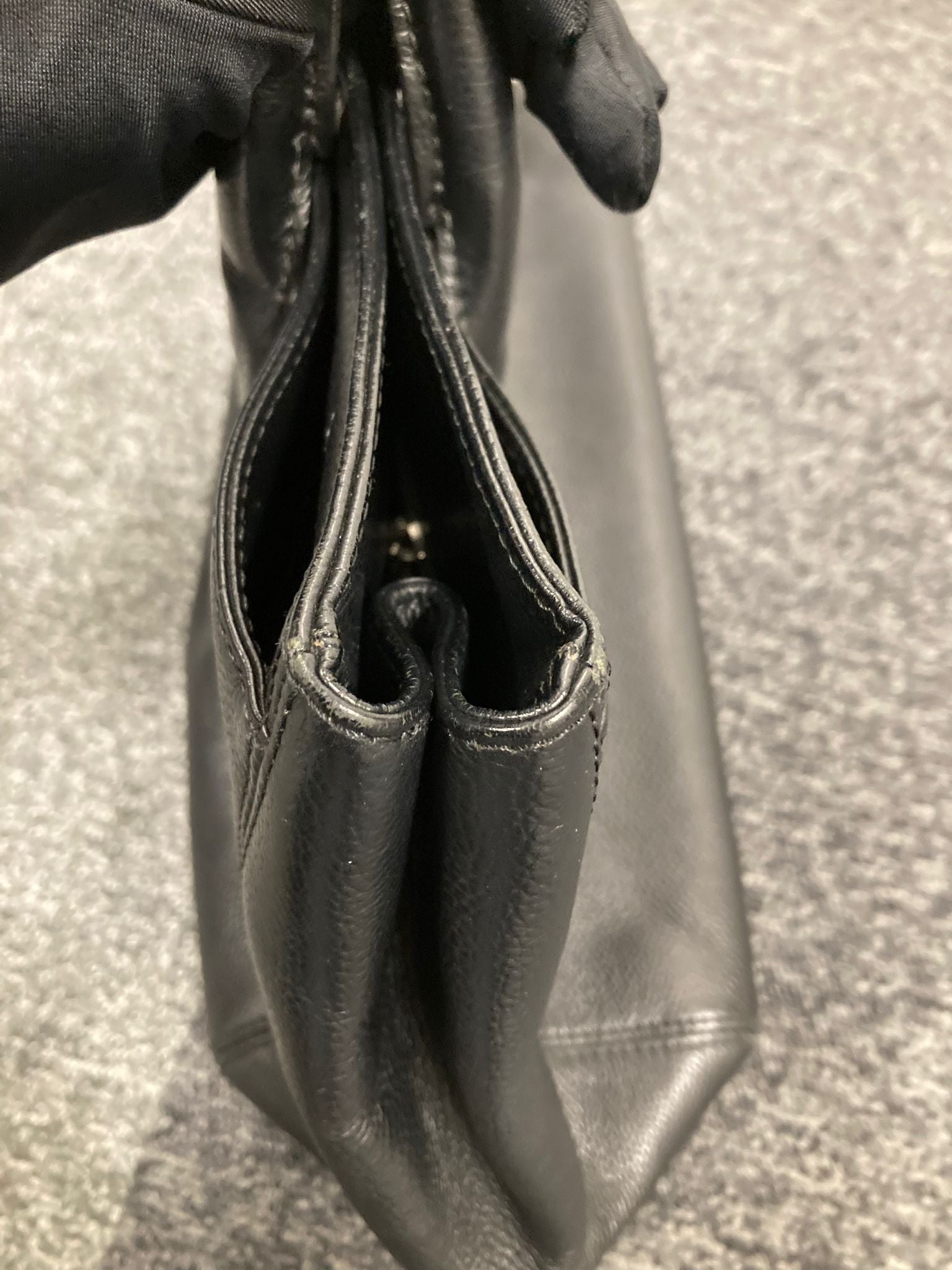 Chanel tote bag executive negra