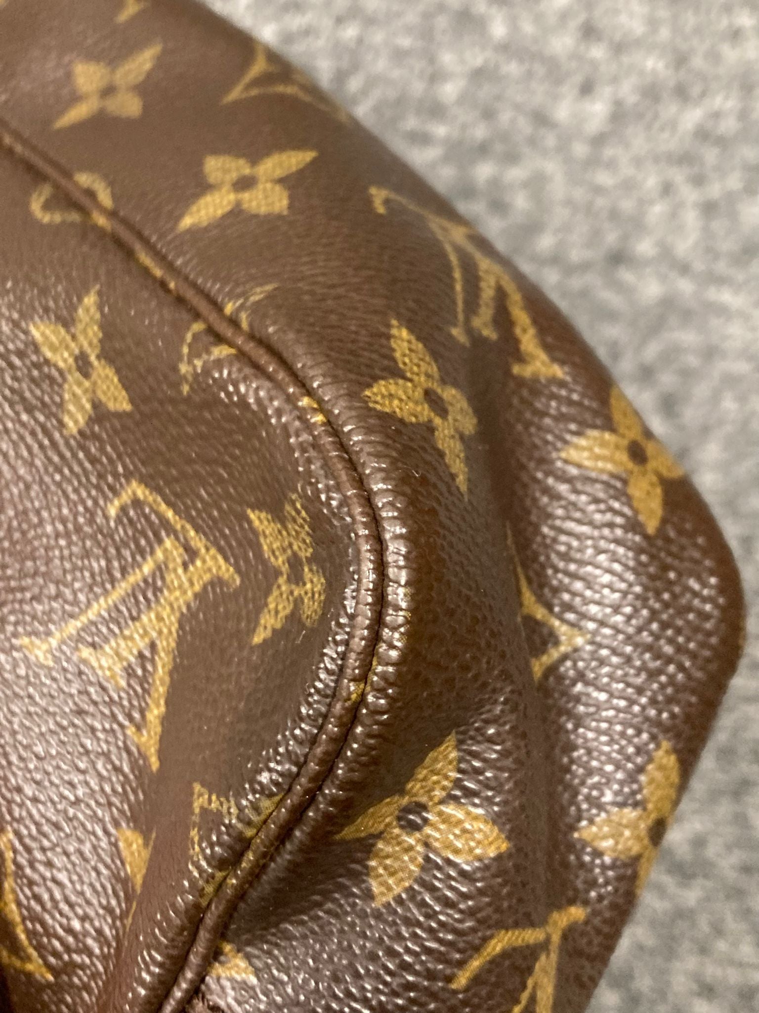 Louis Vuitton Trousse Toilette 23 Monogram Canvas – Neceser Vintage