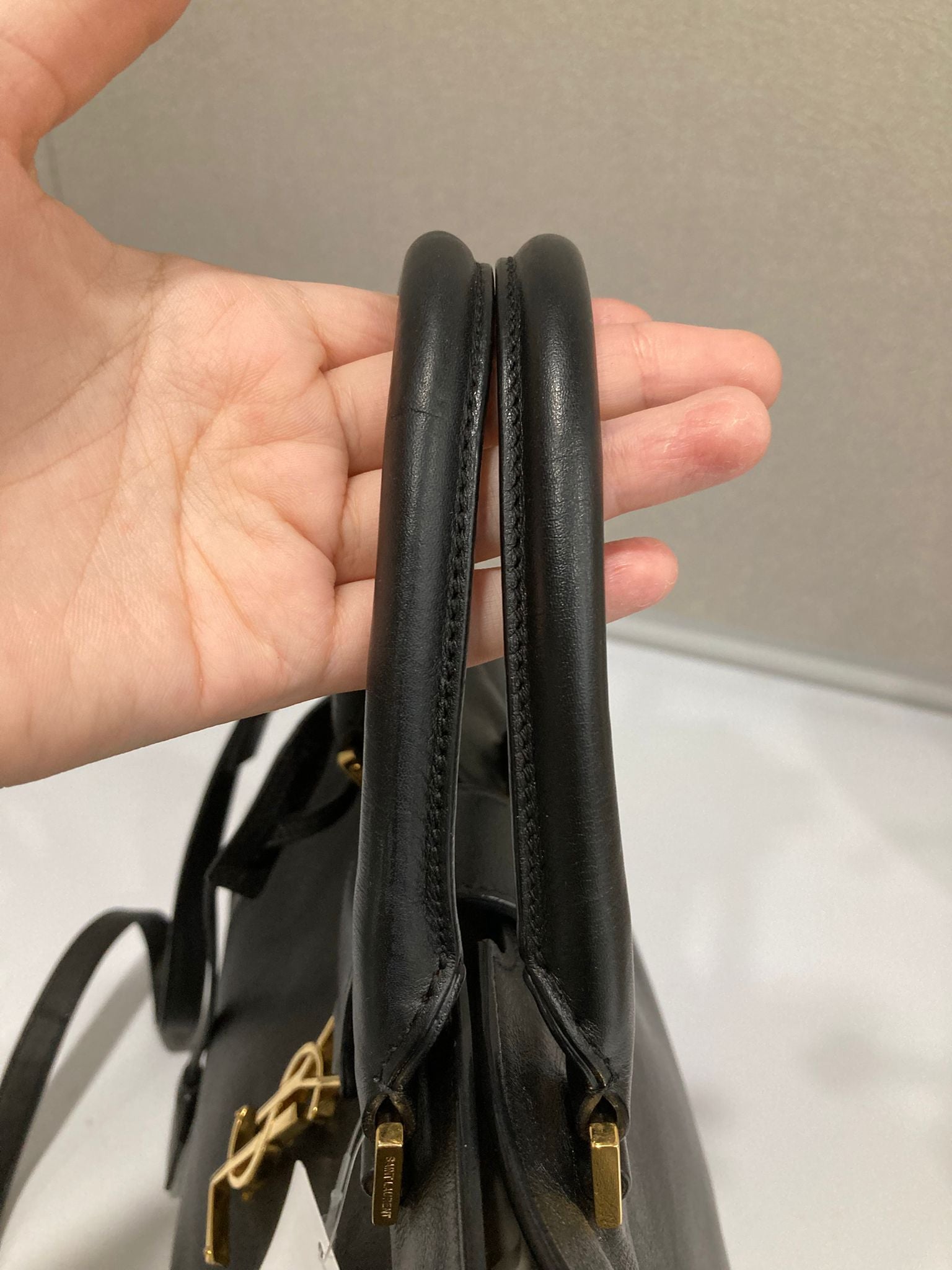 Saint Laurent Cabas 2Way Piel Negra Bandolera