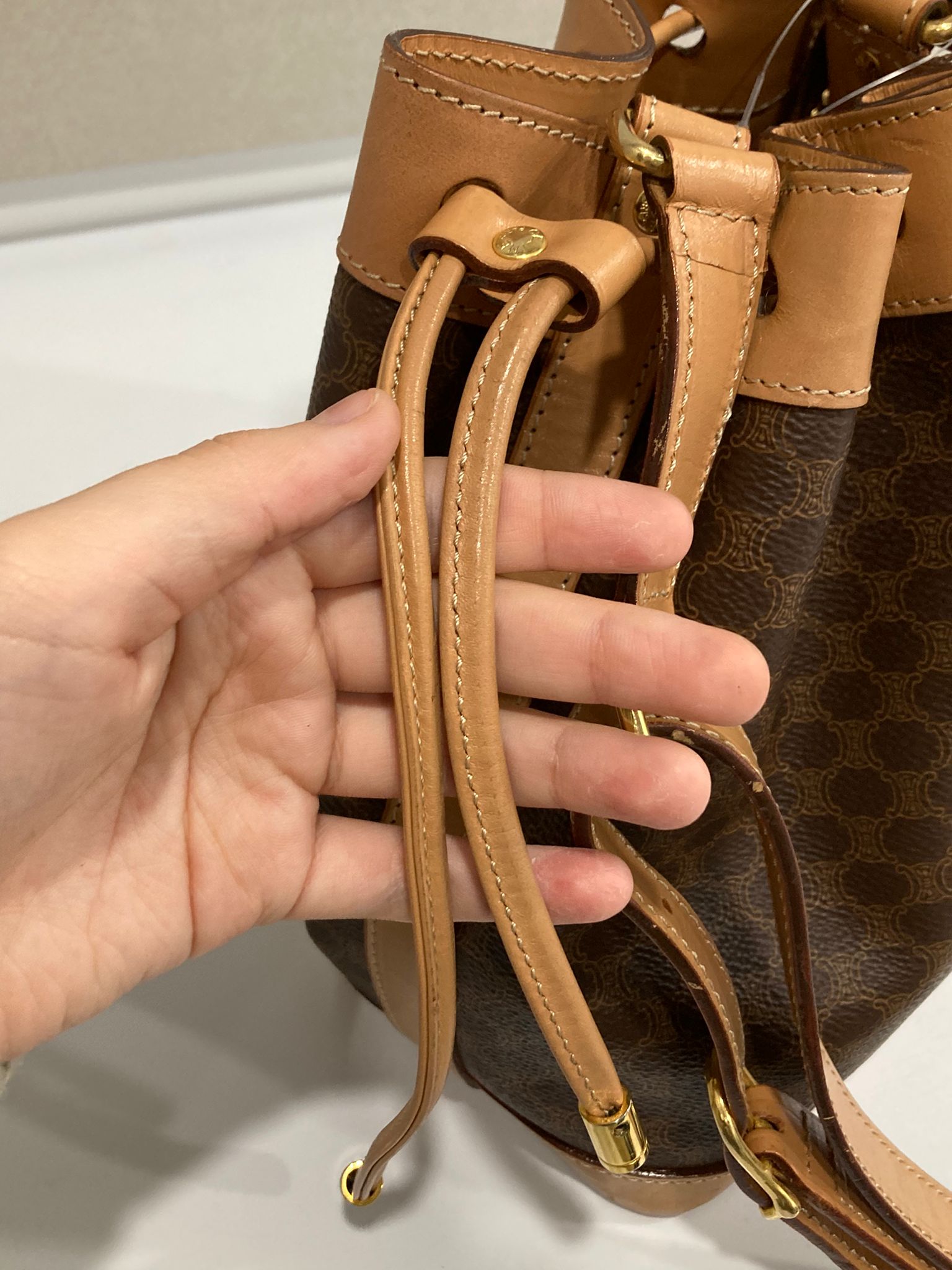 Céline bucket vintage macadam marrón con piel natural