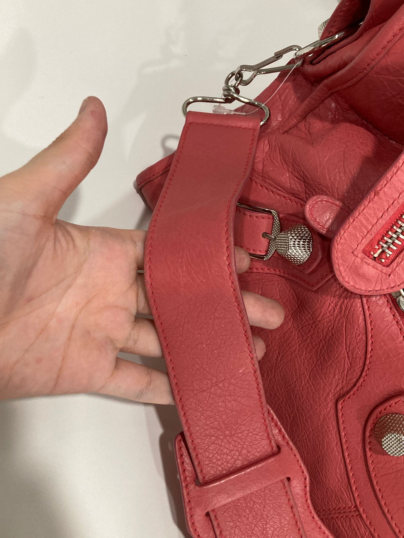 Balenciaga city rosa grande bandolera