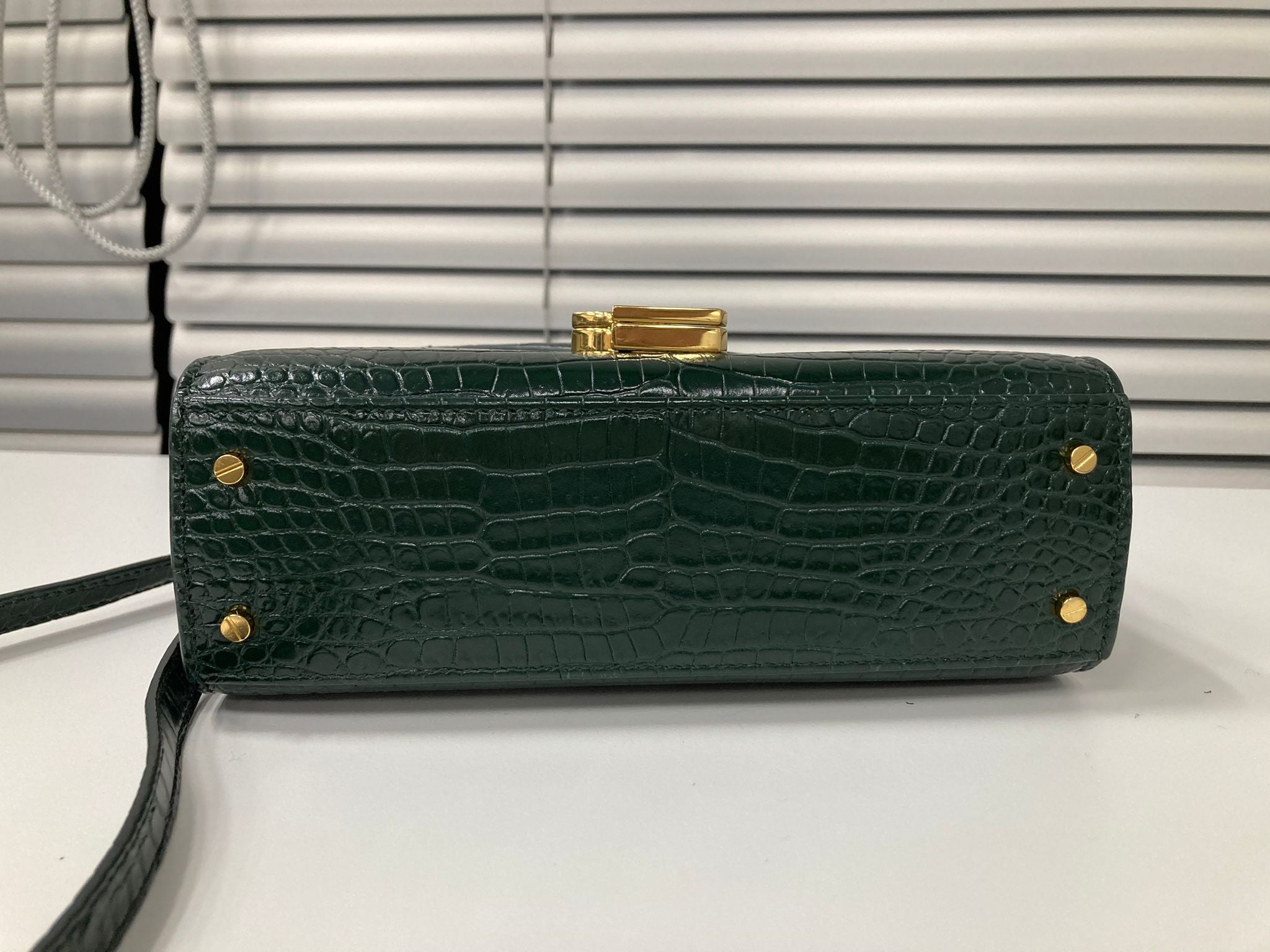 Saint laurent cassandra top handle verde efecto cocodrilo