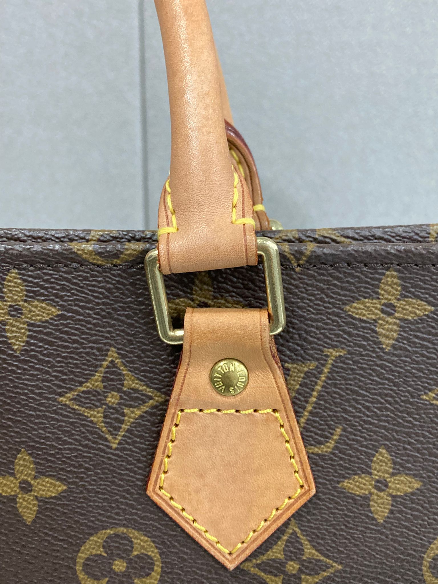 Louis Vuitton Sac Plat Monogram