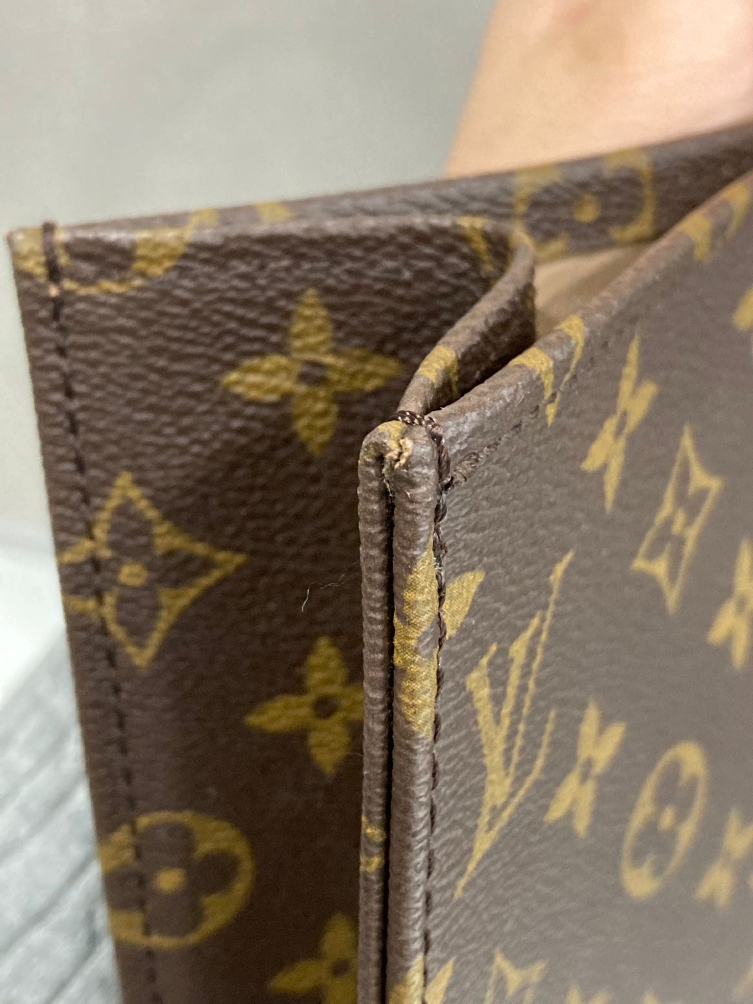 Louis Vuitton Sac Plat Monogram