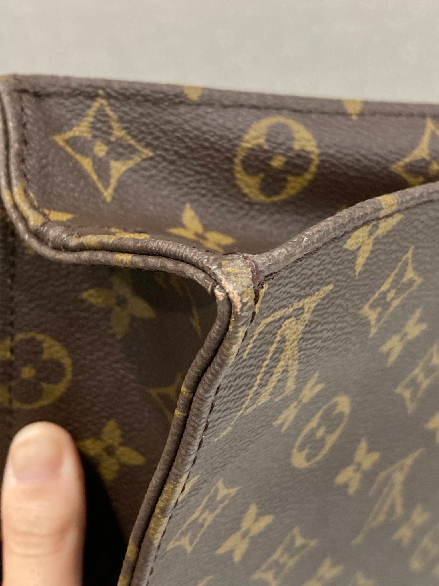 Louis Vuitton Sac Plat Monogram