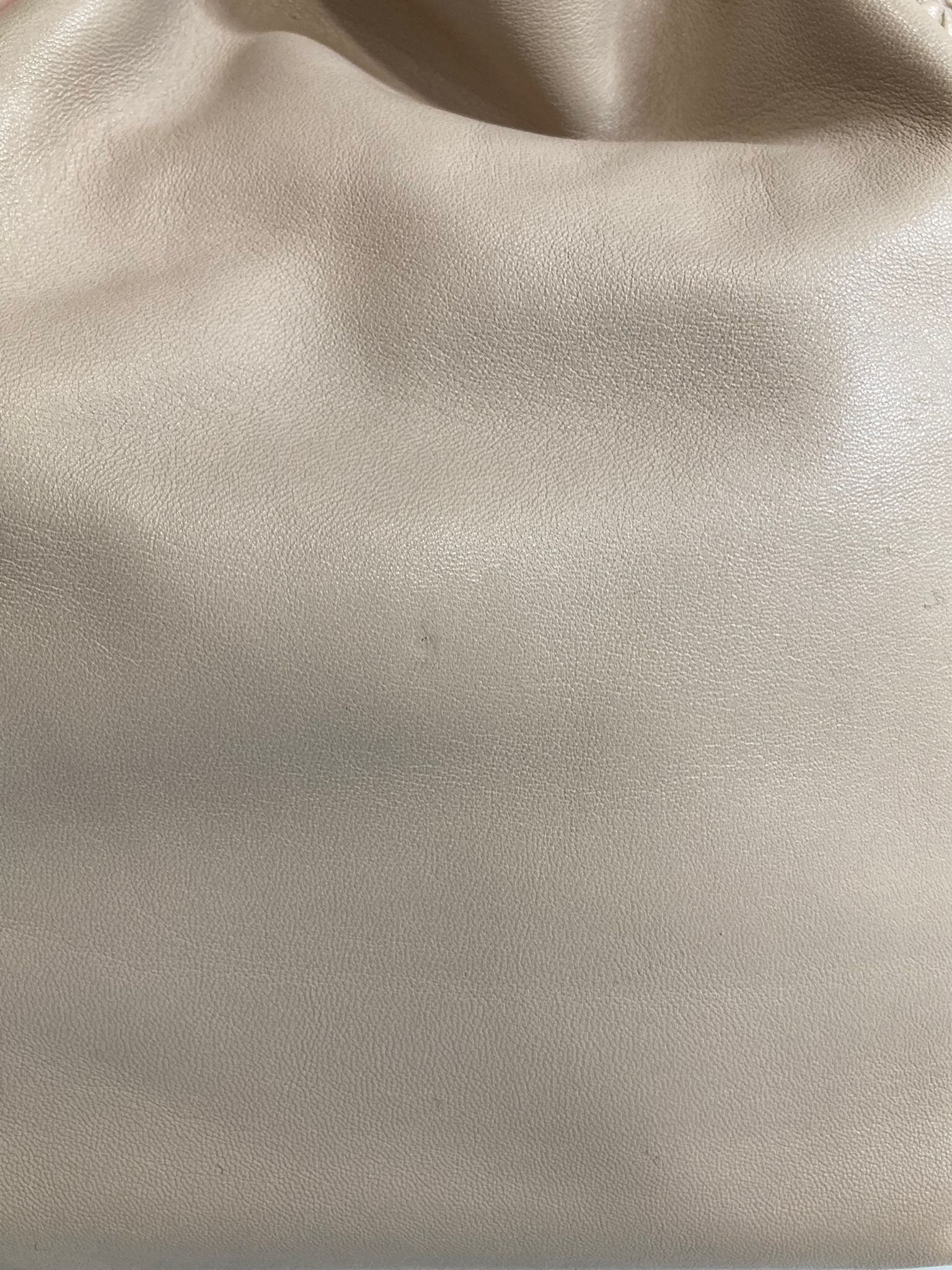 Loewe Flamenco Knot Beige Piel y Bandolera