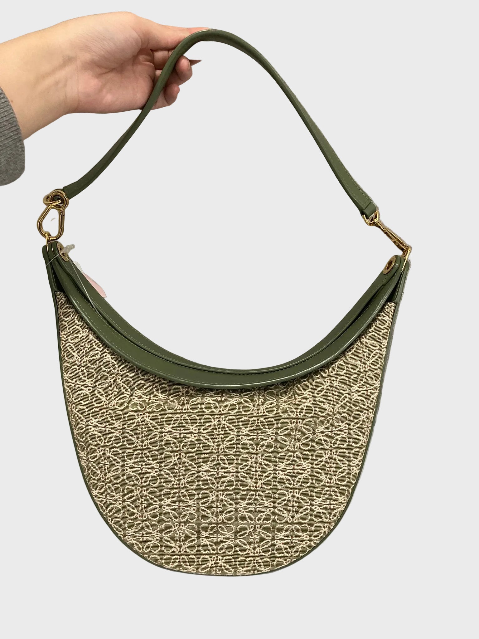 Loewe Luna Hobo Verde Anagrama