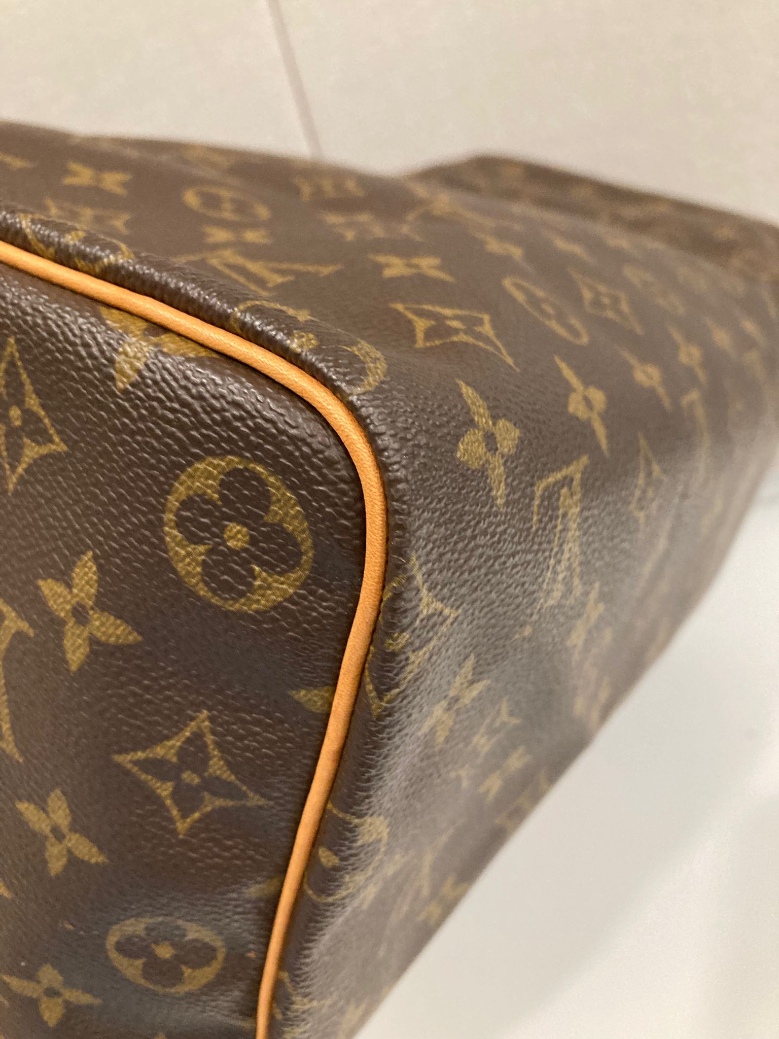 Louis Vuitton Speedy 40 Monogram