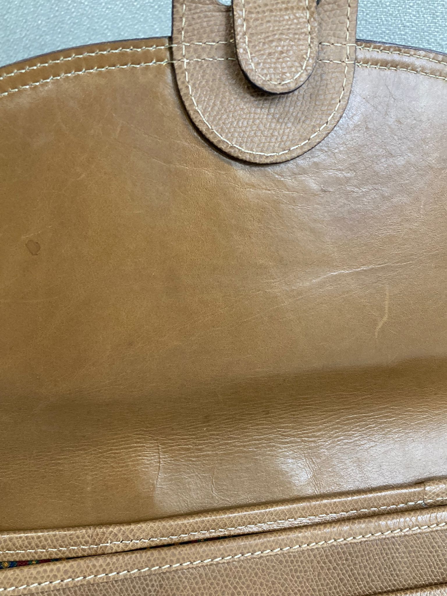 Loewe estilo heritage bandolera en piel camel vintage - línea MADRID 1846