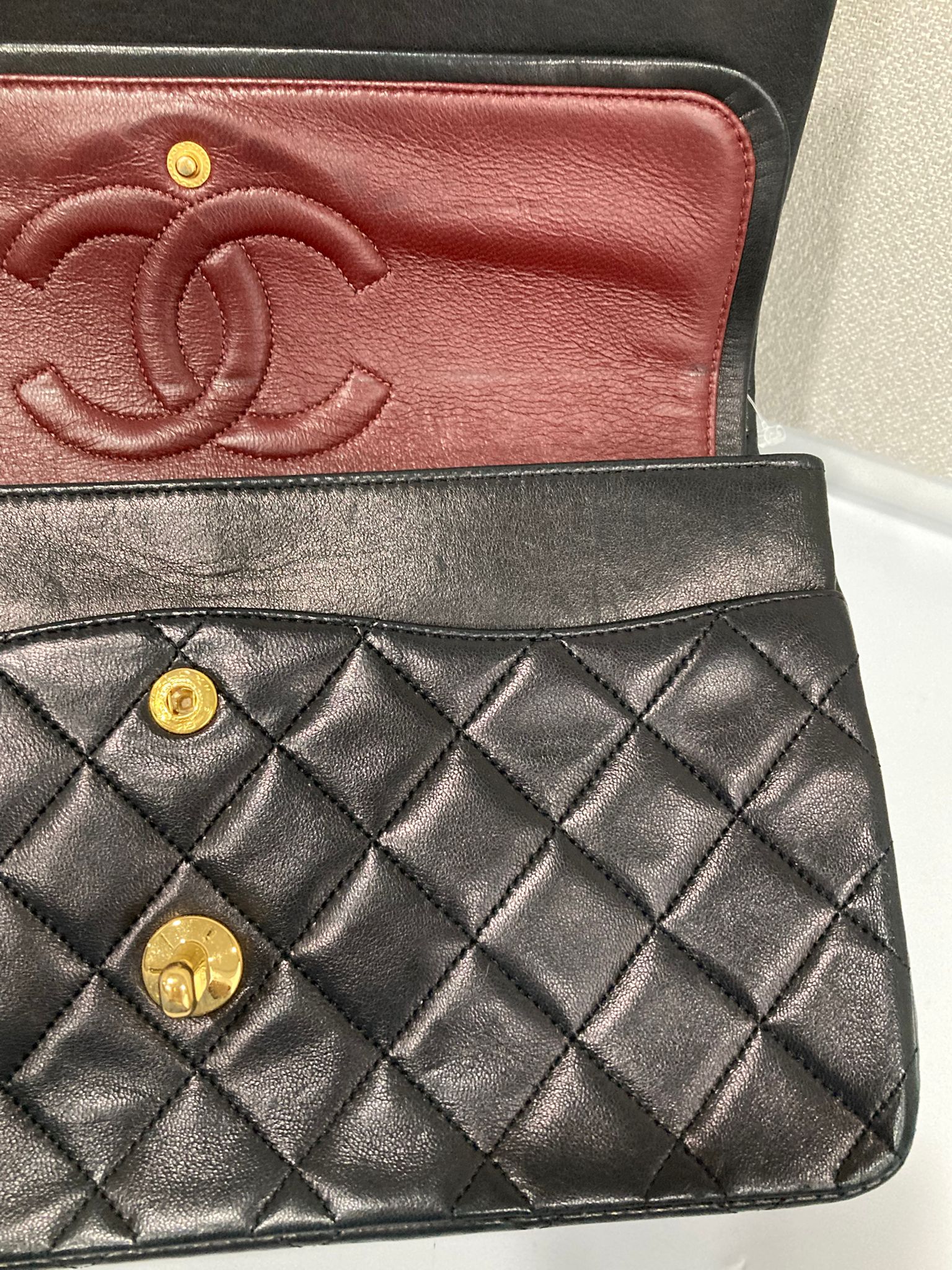 Chanel Timeless Classic Flap Medium Double Flap 25 Negro Lambskin - serie 1