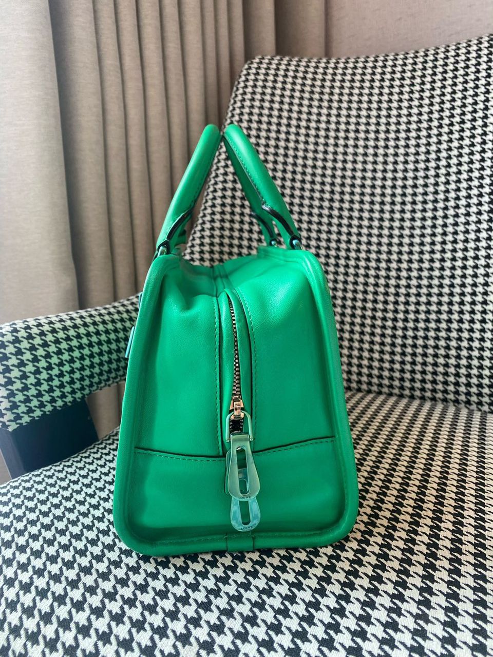 Loewe Amazona 28 verde electrico
