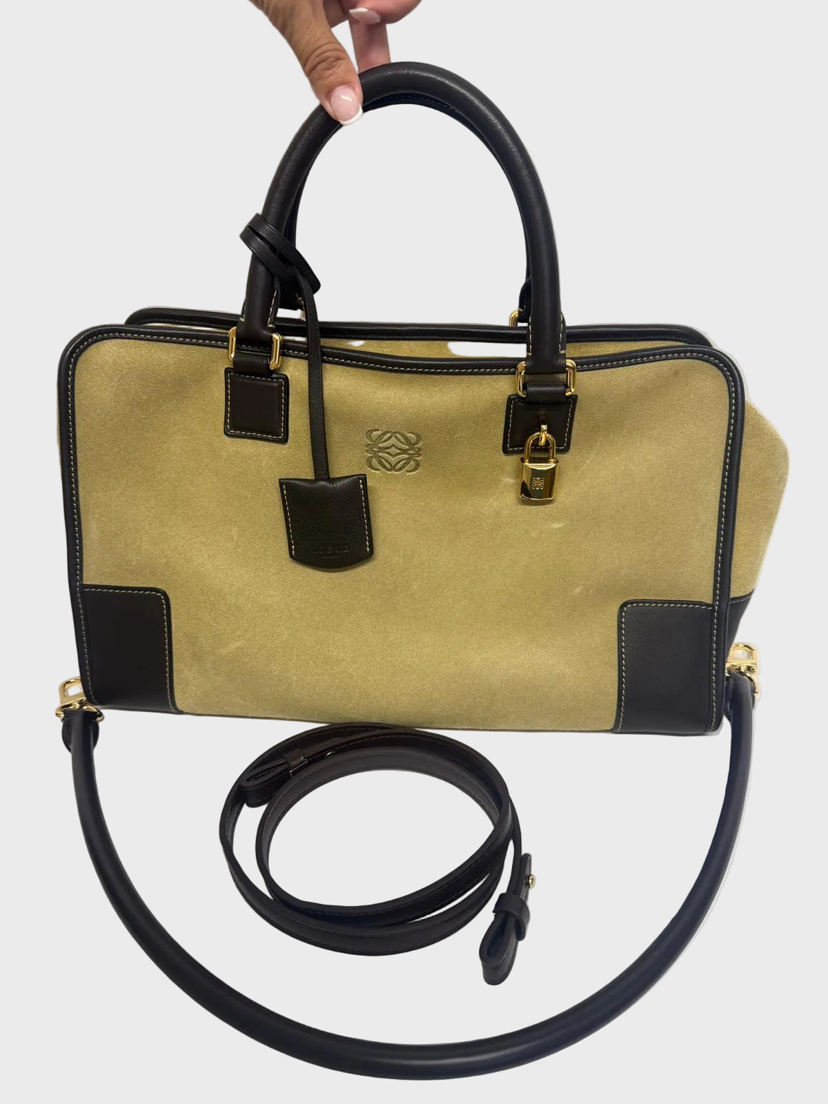 Loewe Amazona 36 Ante Oro — Modelo Nuevo