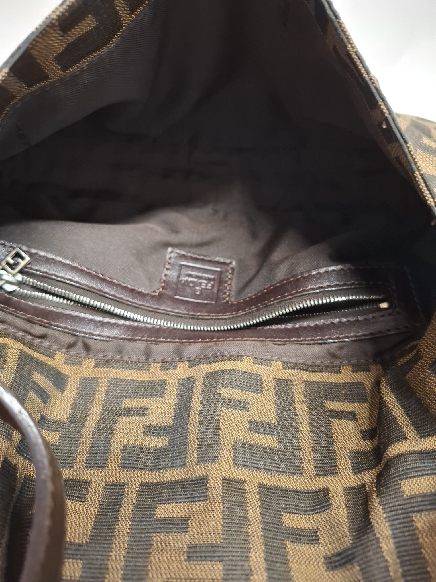 Fendi Baguette Clásica Zucca