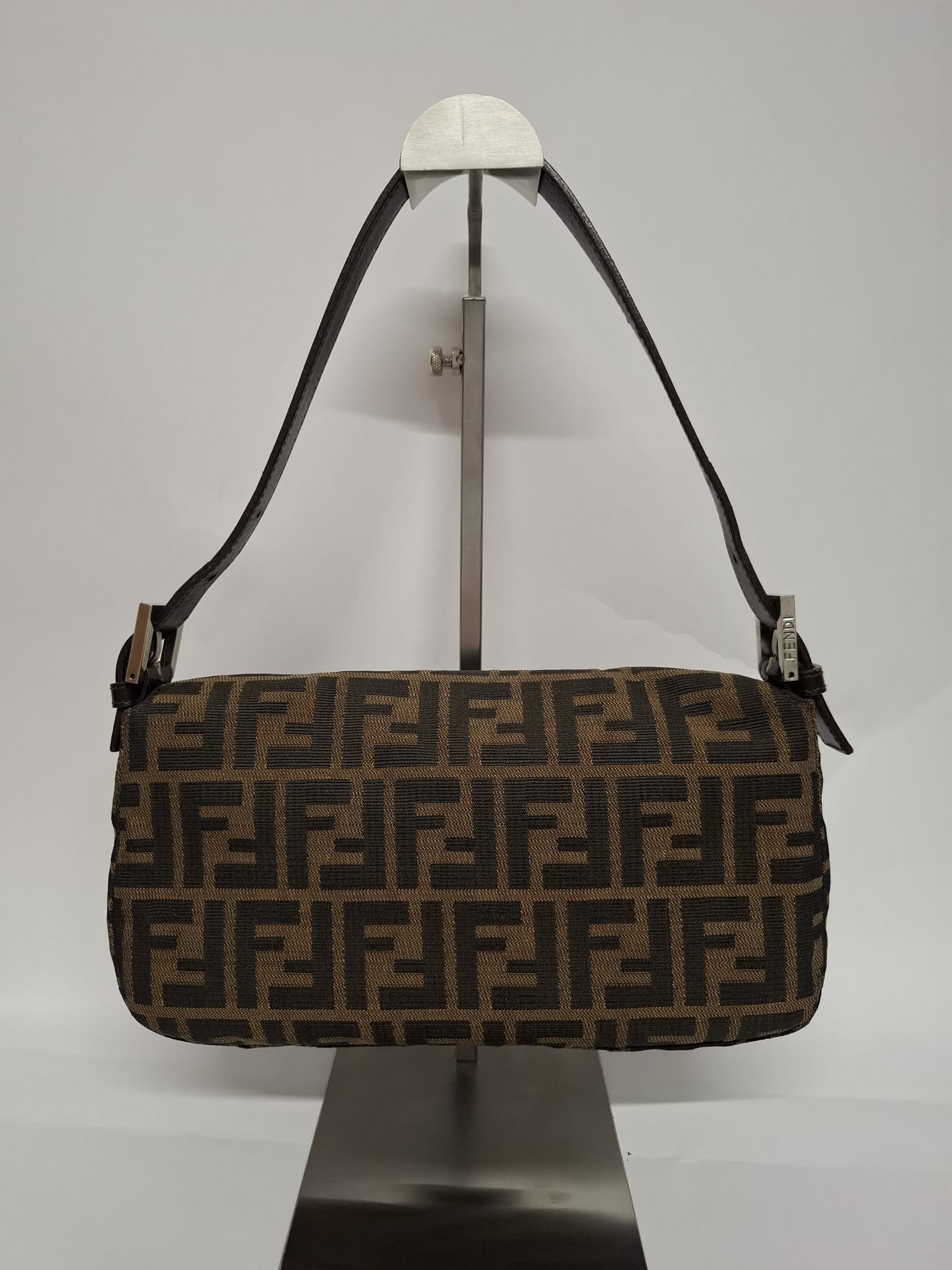 Fendi Baguette Clásica Zucca