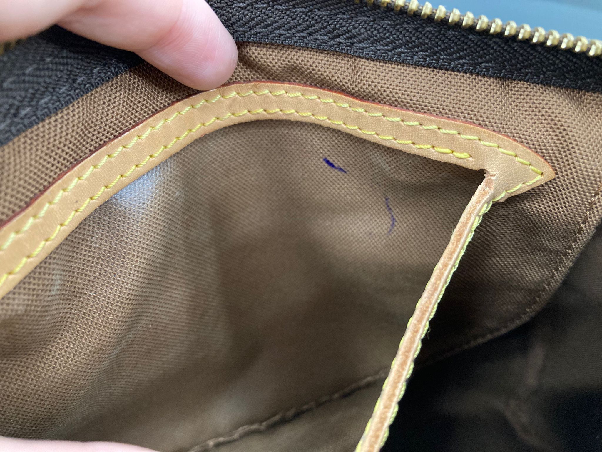 Louis Vuitton Speedy 25 Monogram