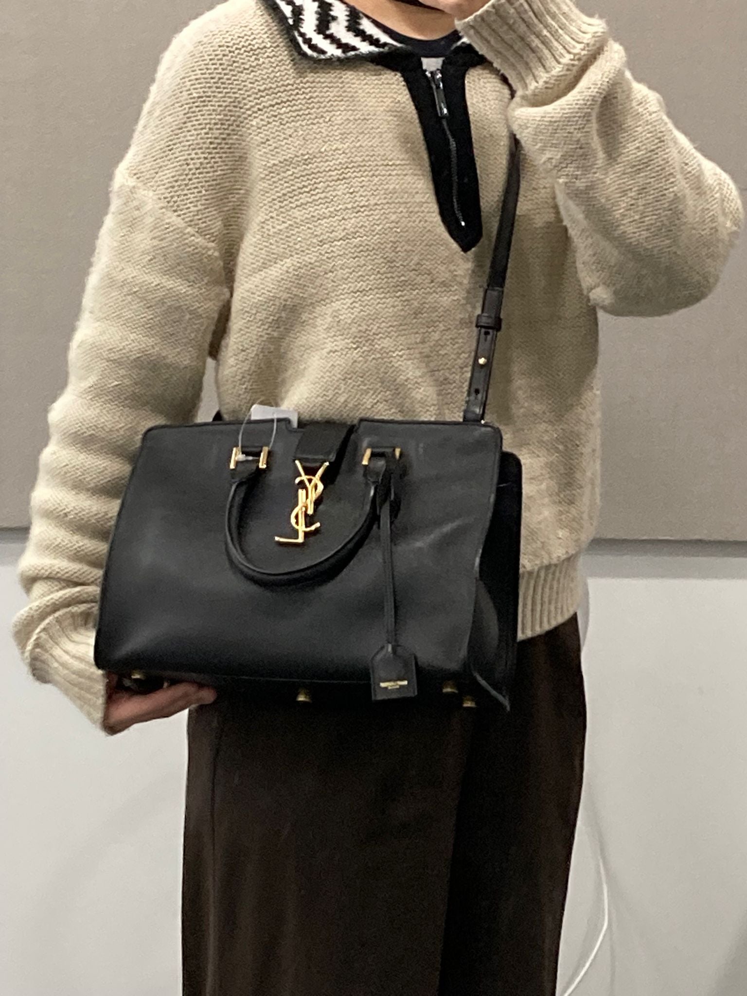 Saint Laurent Cabas 2Way Piel Negra Bandolera