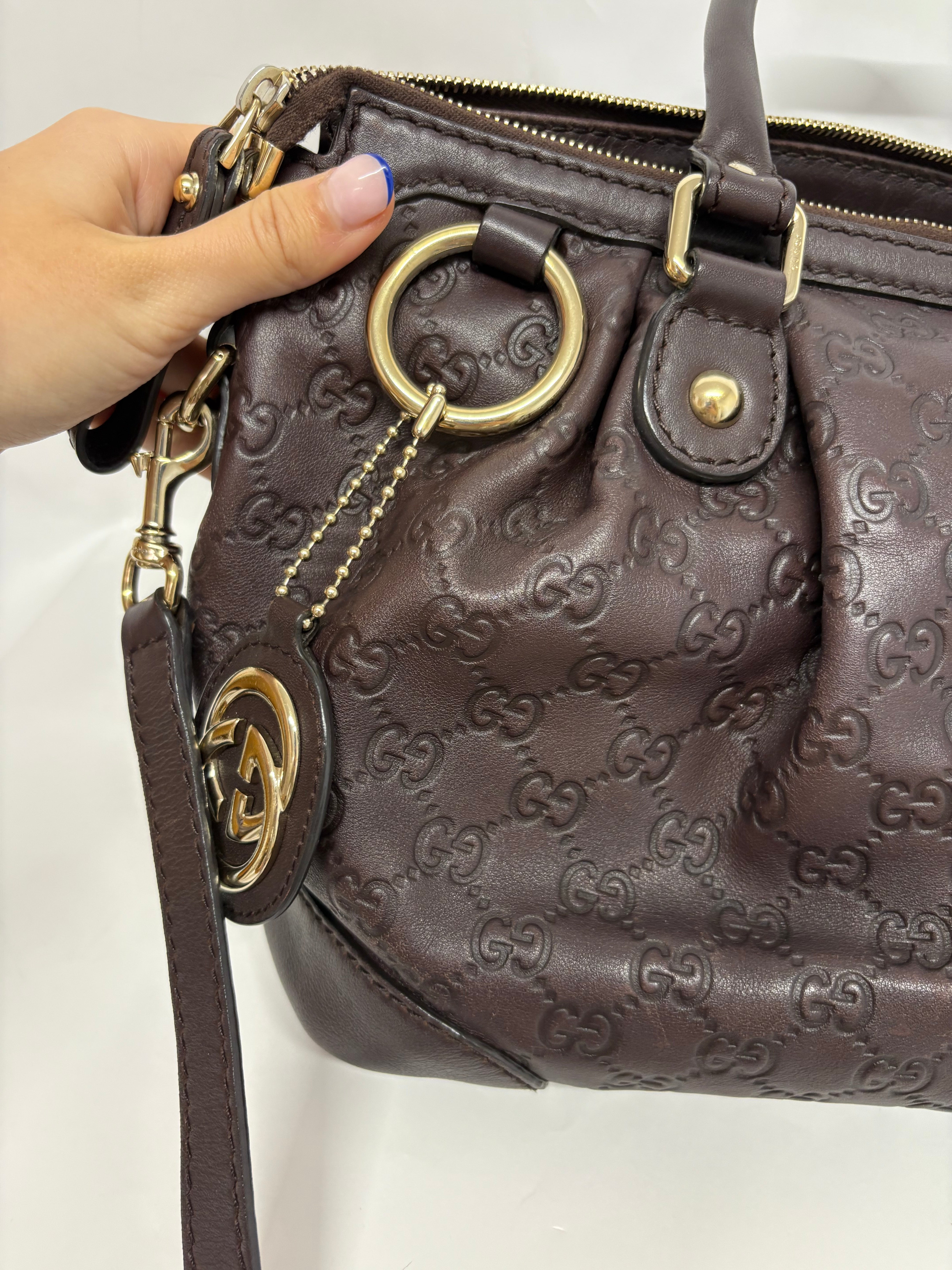 Gucci GG Guccissima suckey – Piel marrón chocolate Y bandolera