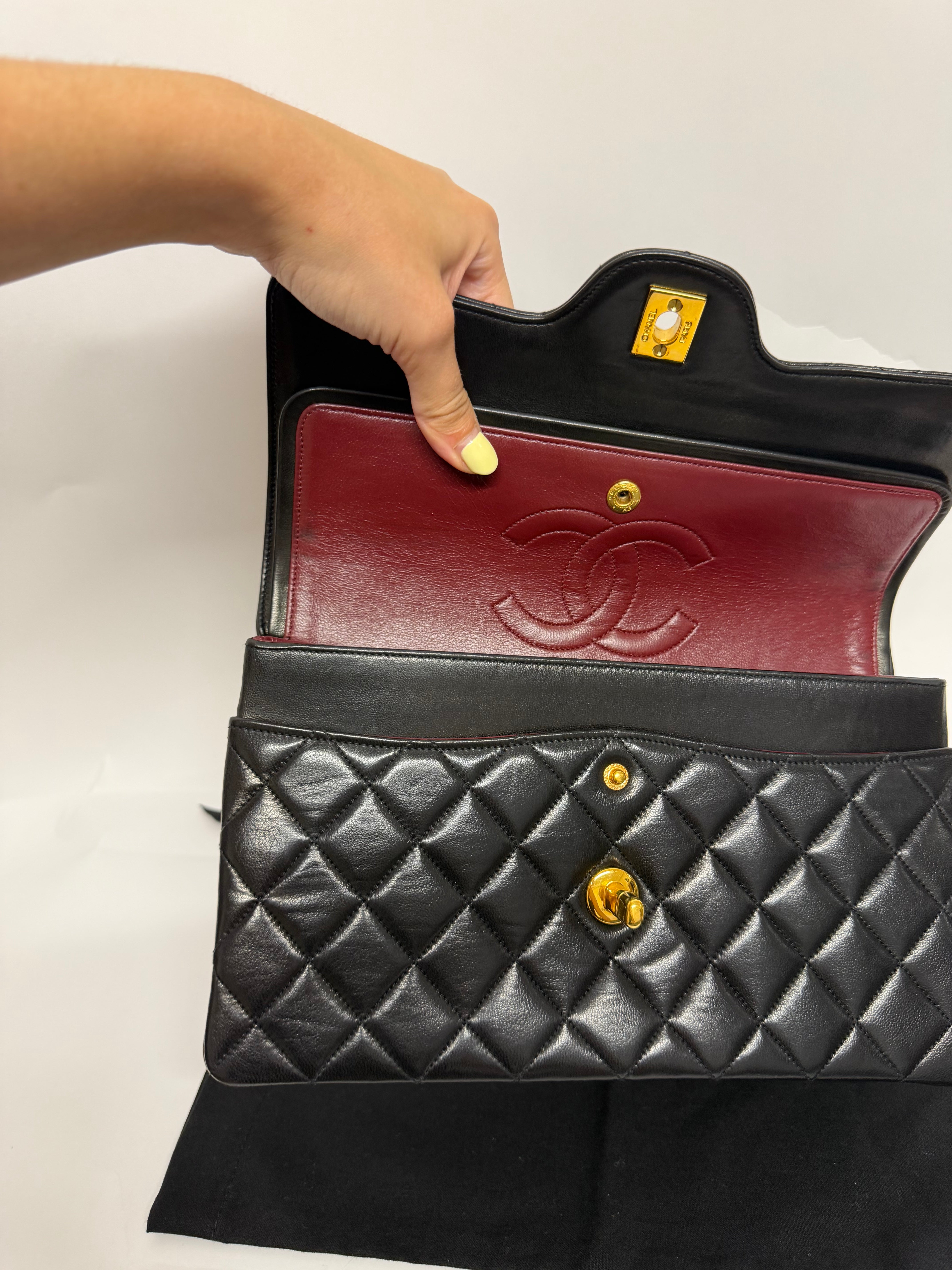 Chanel Timeless 25 Lambskin Negro Double Flap · Serie 2