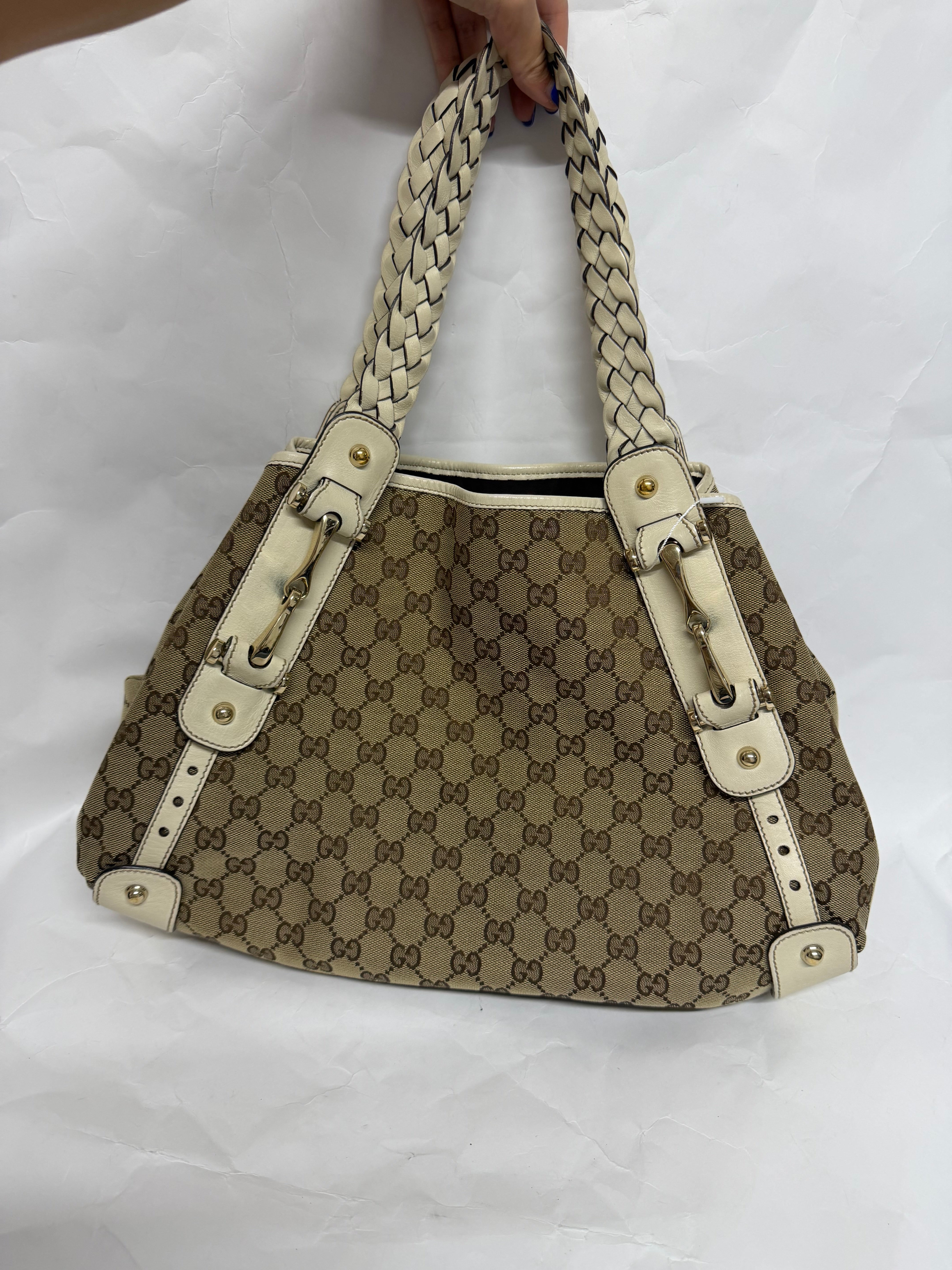 Gucci GG Canvas Horsebit Pelham Shoulder Bag | White
