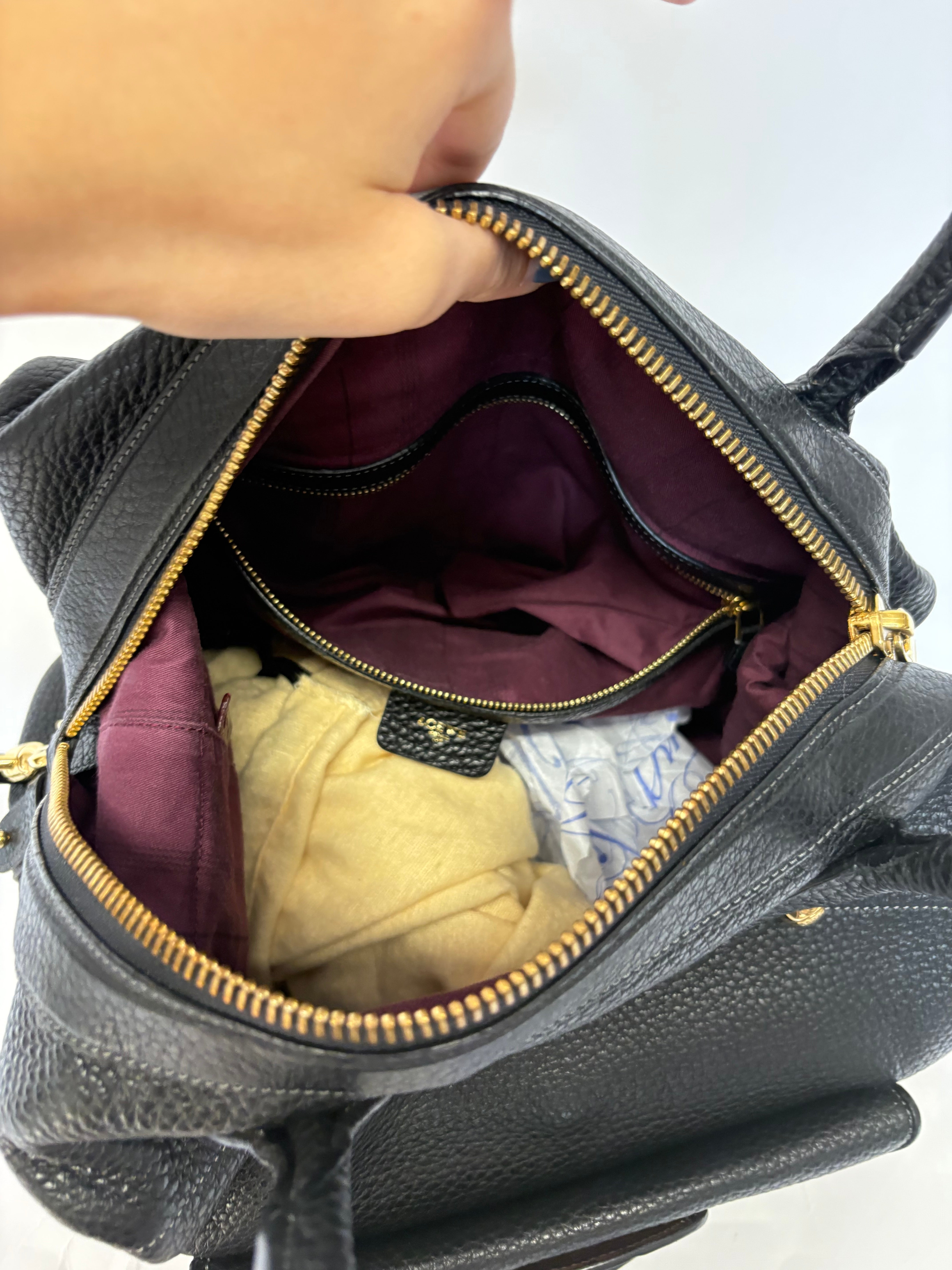 LOEWE Boston Bag Ostrich Pocket Edition Medium Black