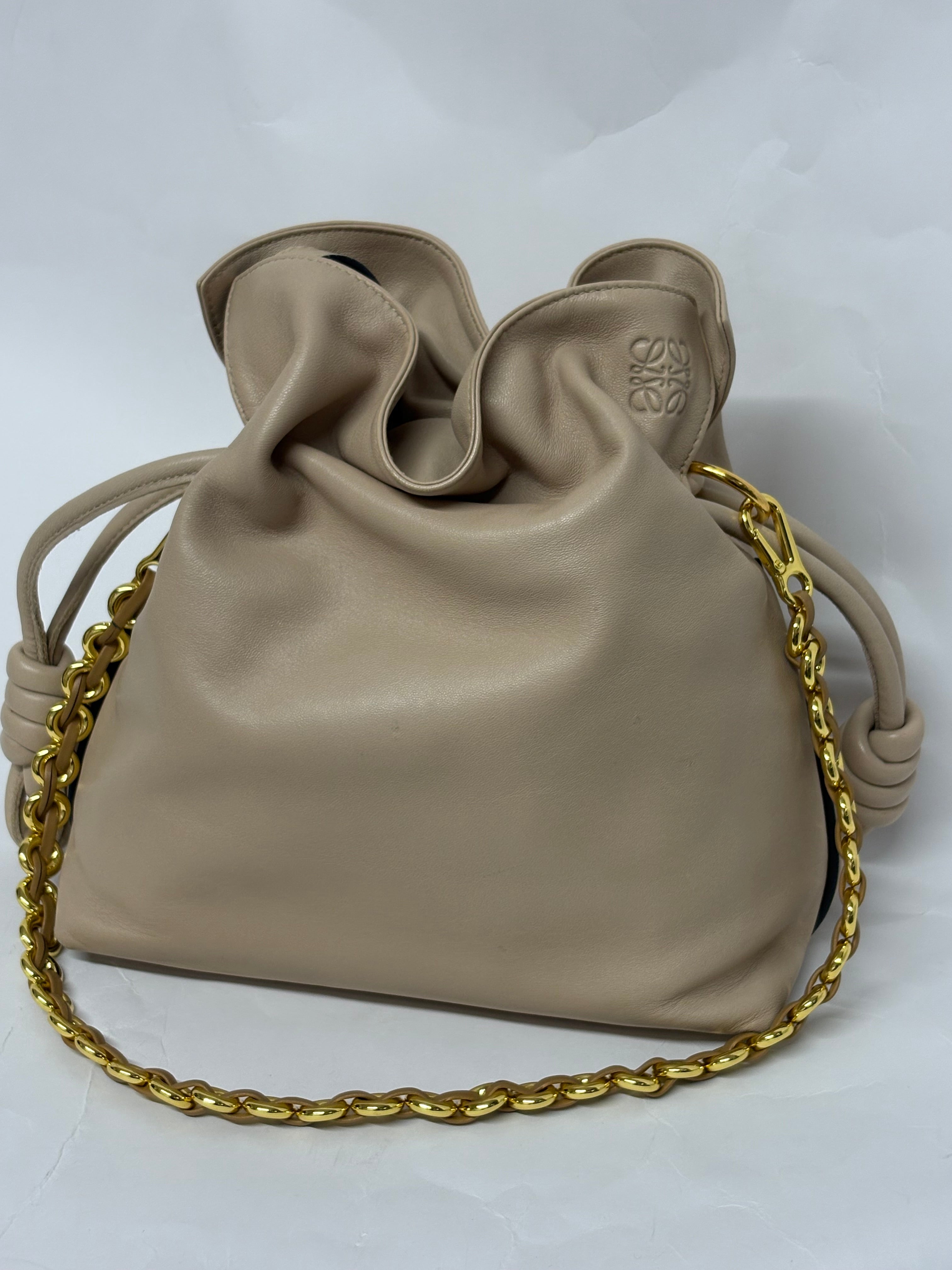 Loewe Flamenco pequeño Knot Beige Piel y Bandolera