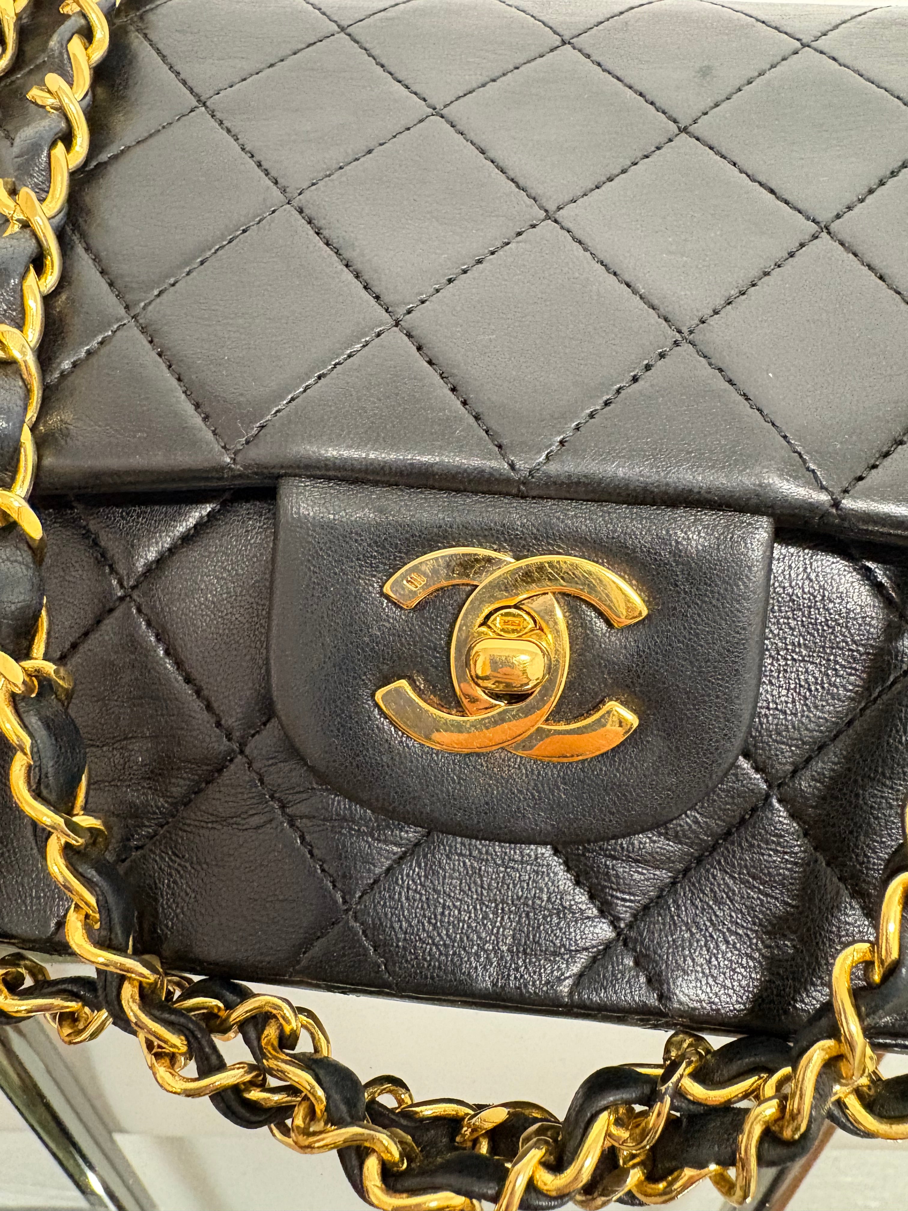Chanel timeless 25 doble flap Matelassé Lambskin Negro · Serie 1