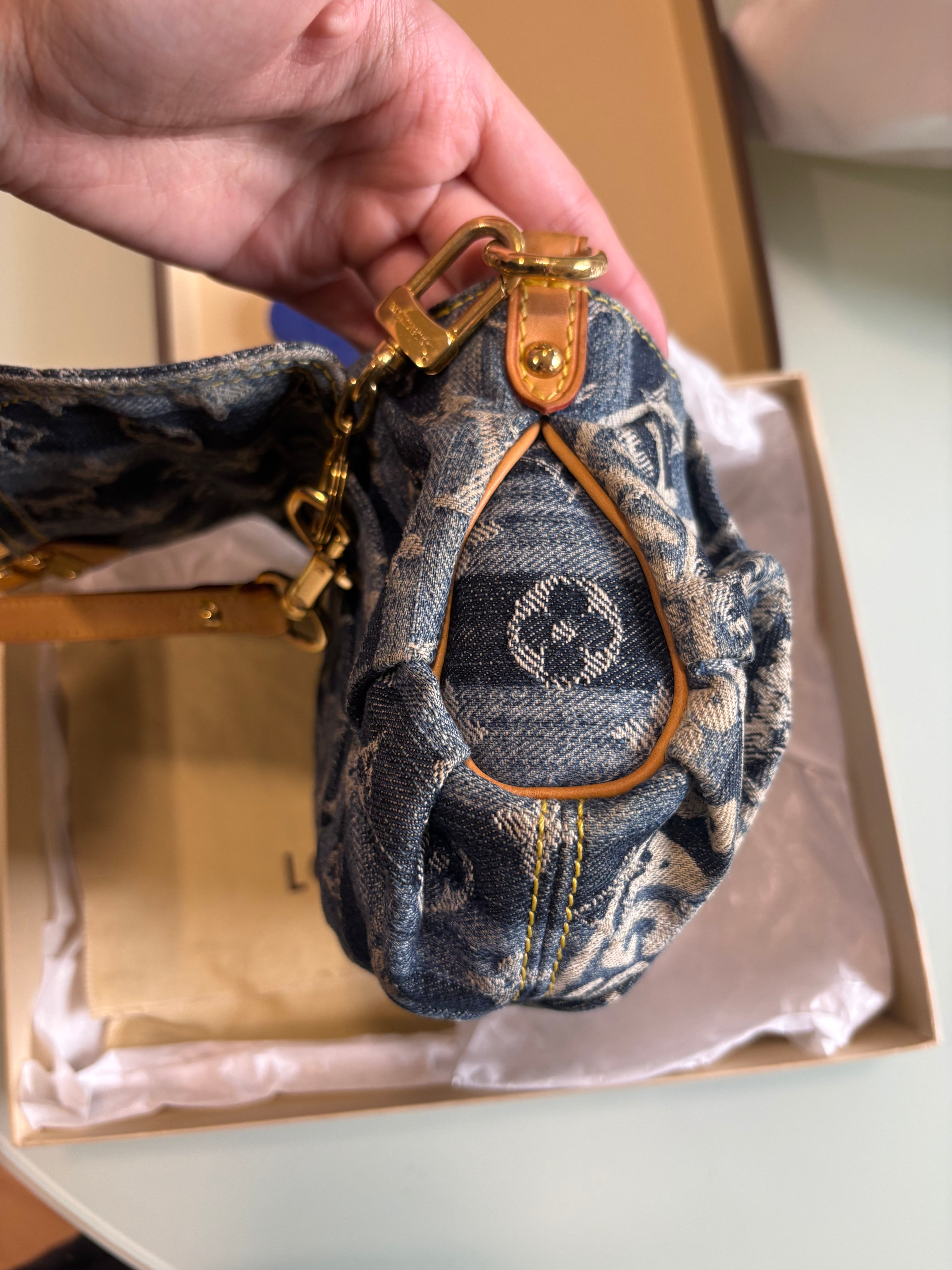Louis Vuitton Pleaty Denim Monogram de la exclusiva Cruise Collection