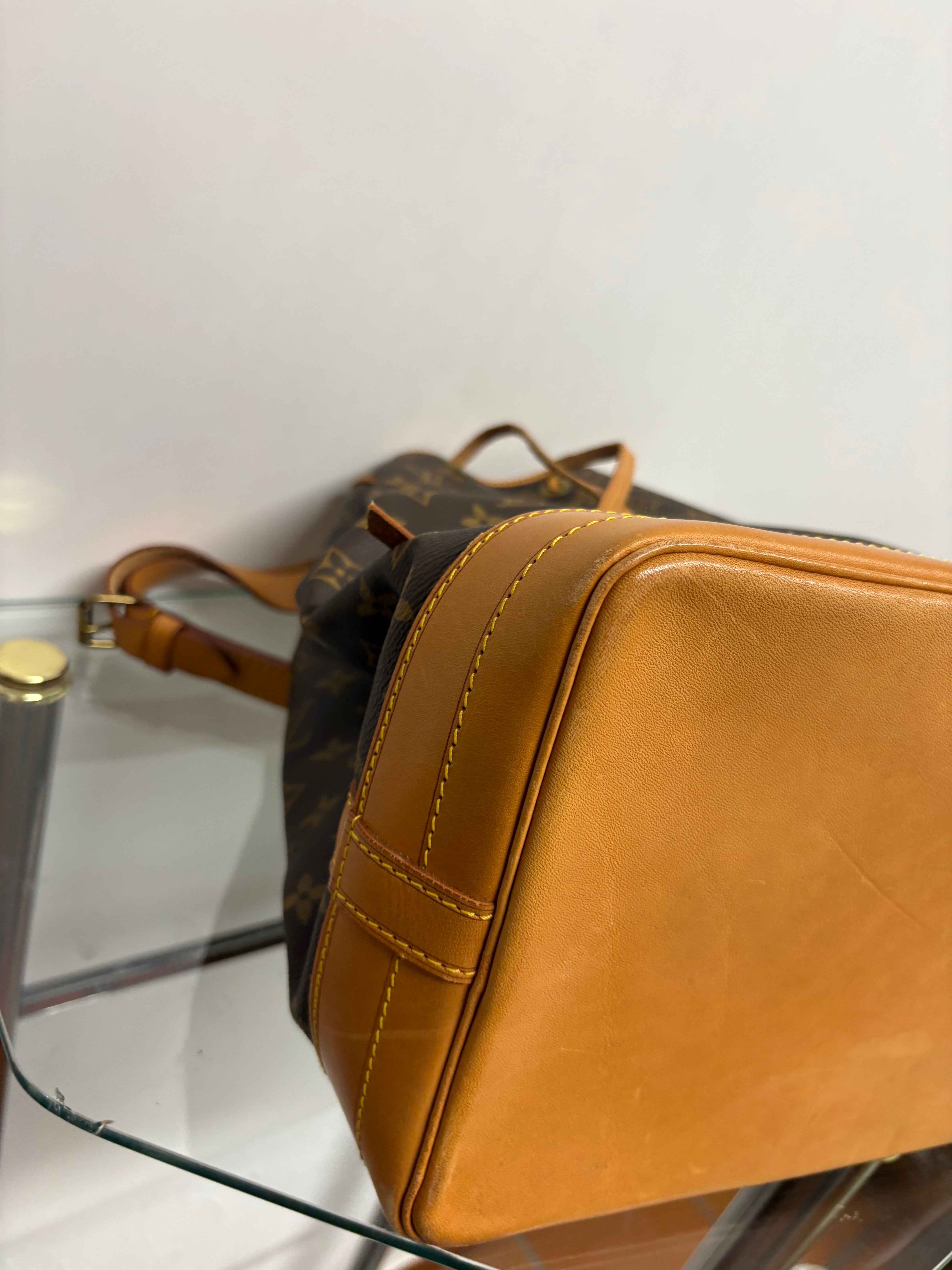 Louis Vuitton Noè clásico vintage canvas monogram
