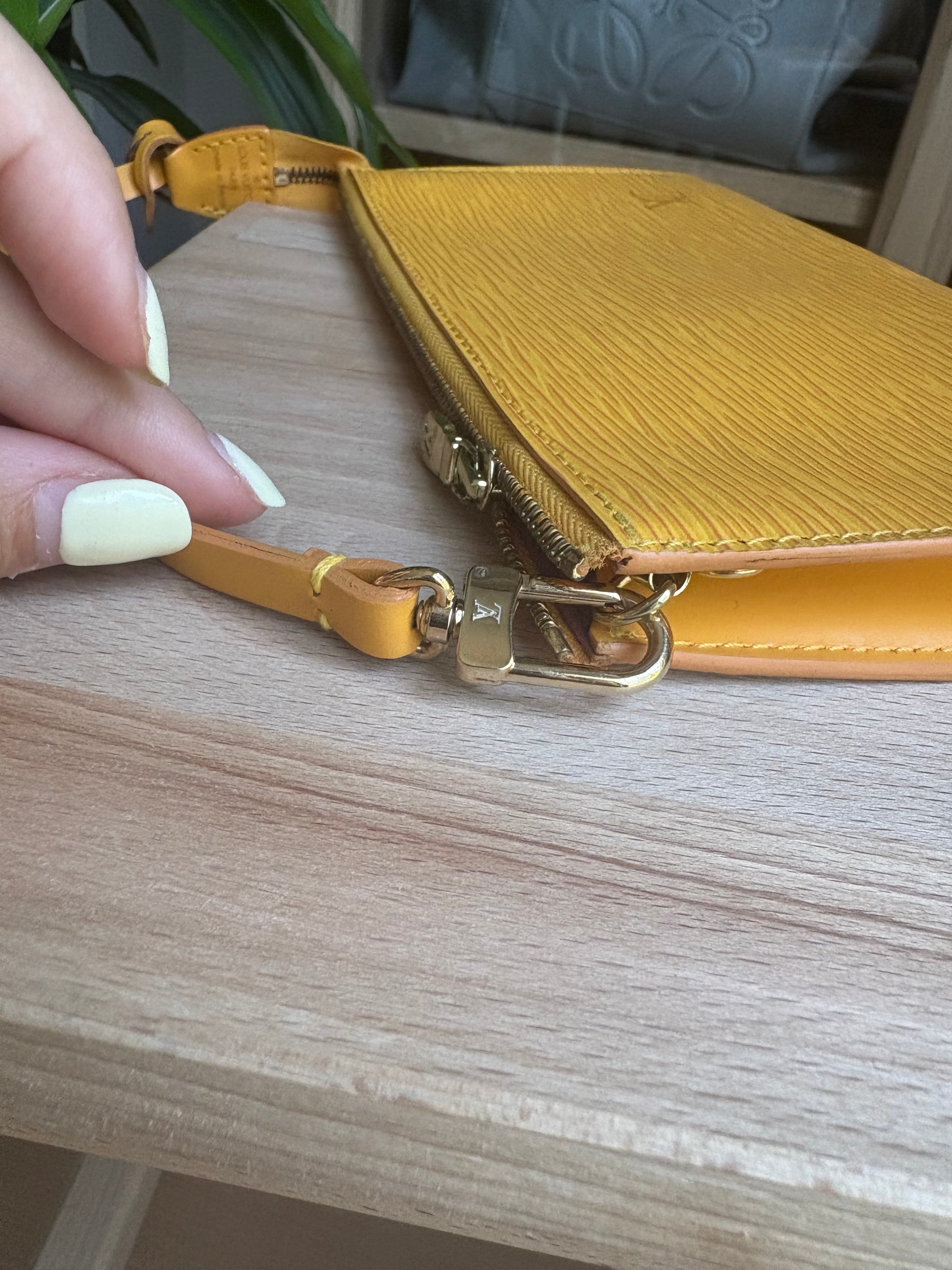 LV Epi Amarillo Pochette Tassili Yellow
