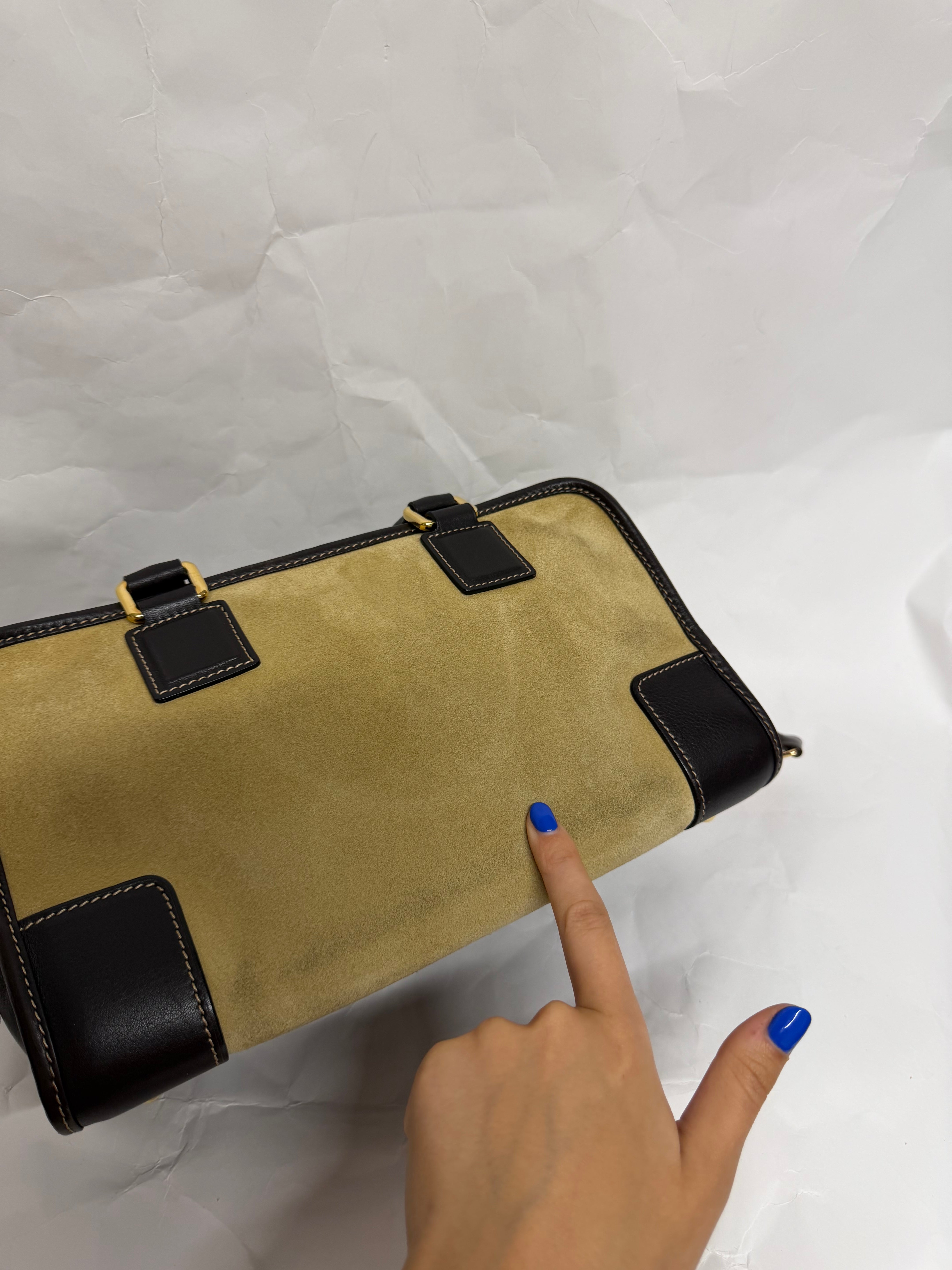 Loewe Amazona 30 ante oro marrón
